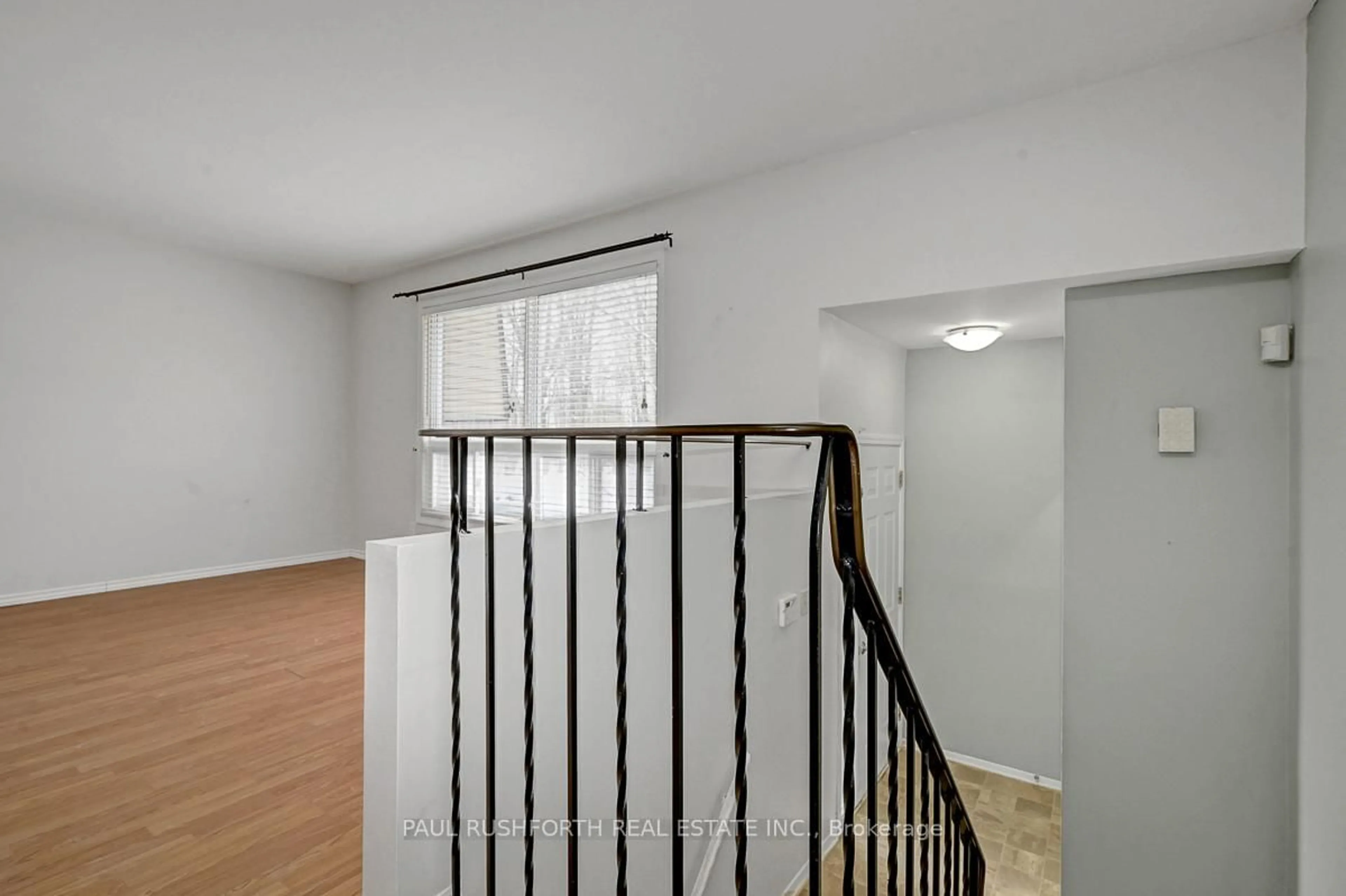 Unknown for 135 Renova Private, Ottawa Ontario K1G 4C7