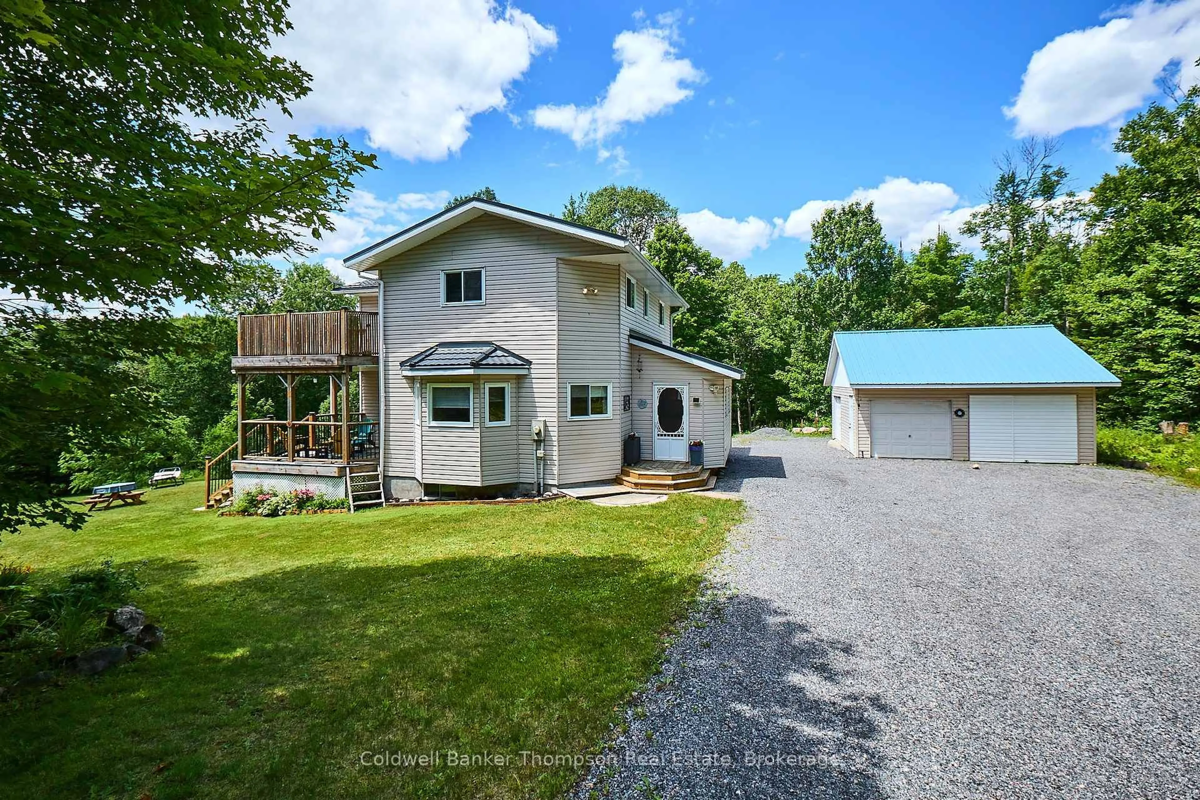 A pic from outside/outdoor area/front of a property/back of a property/a pic from drone, unknown for 550 Valley View Rd, Strong Ontario P0A 1Z0
