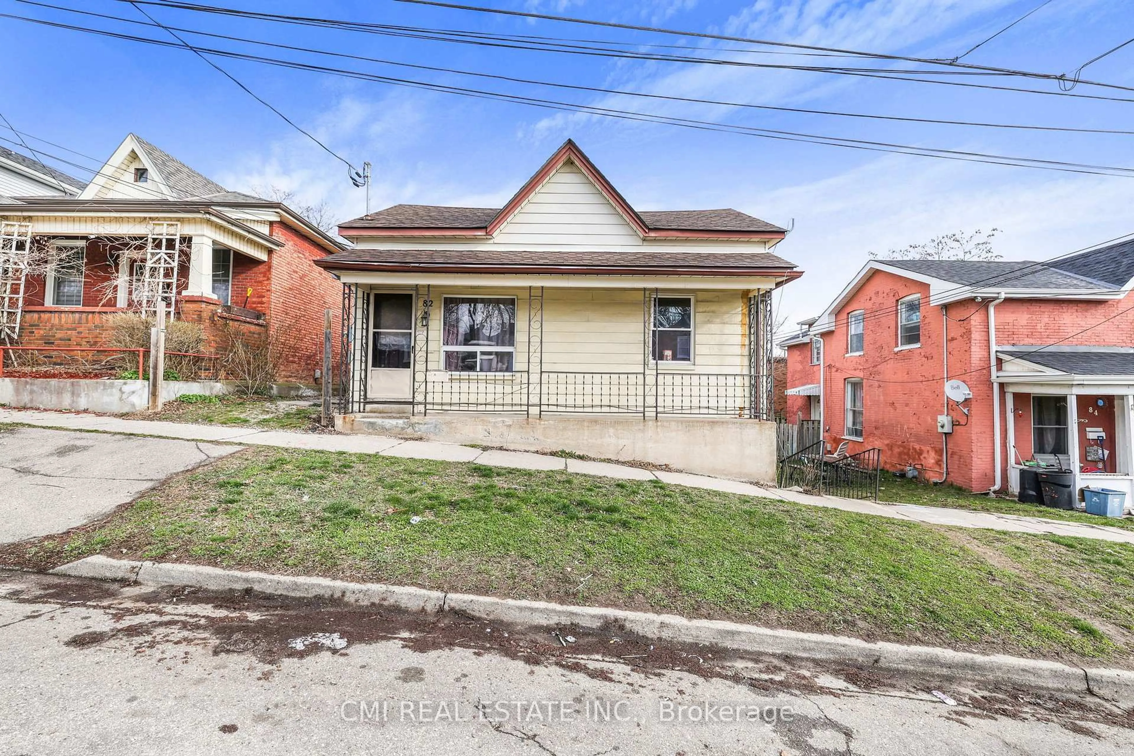 Home with brick exterior material, street for 82 Marlborough St, Brantford Ontario N3T 2S3