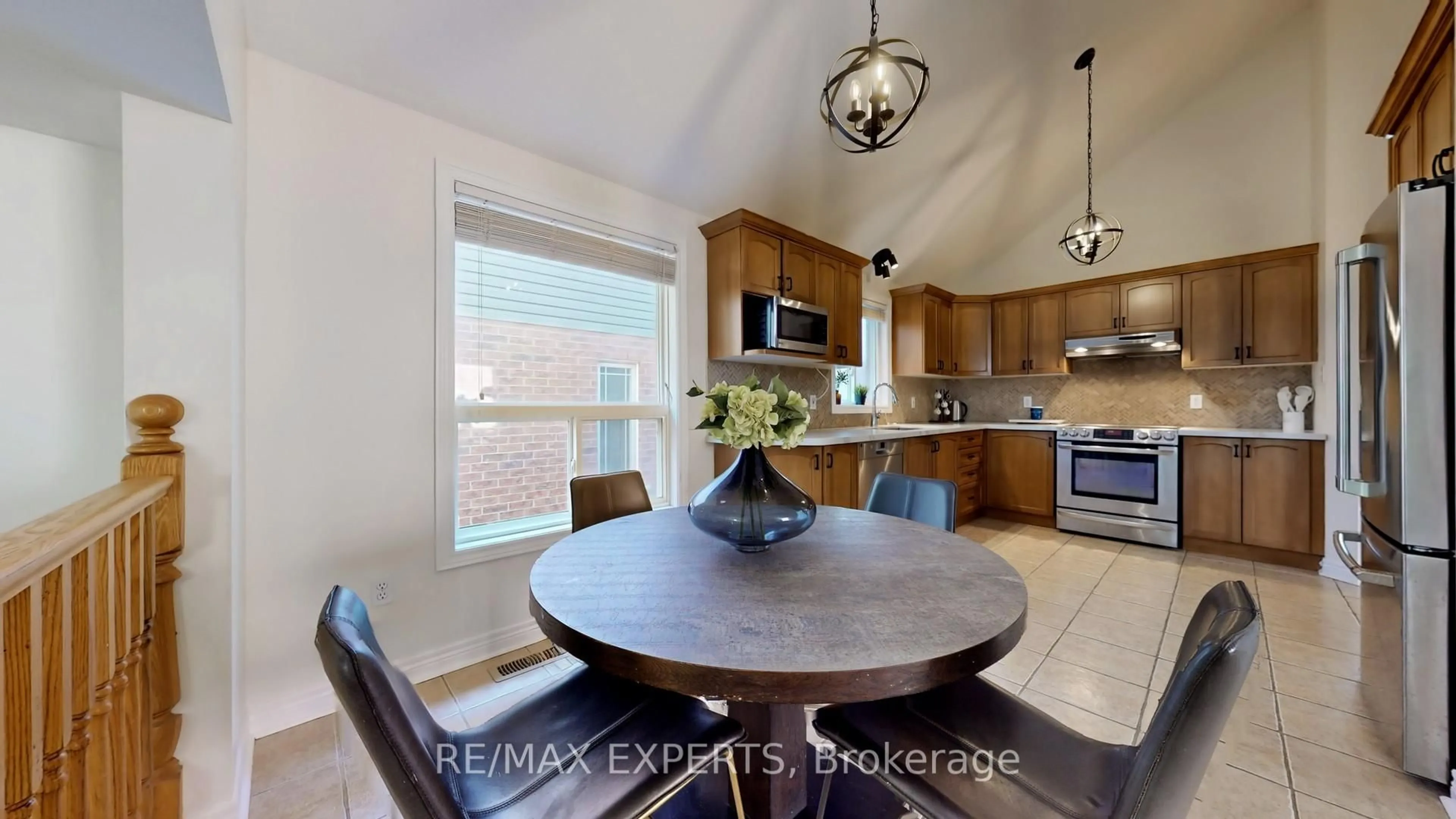 Open concept kitchen, ceramic/tile floor for 11 Wilton Rd, Guelph Ontario N1E 7L5