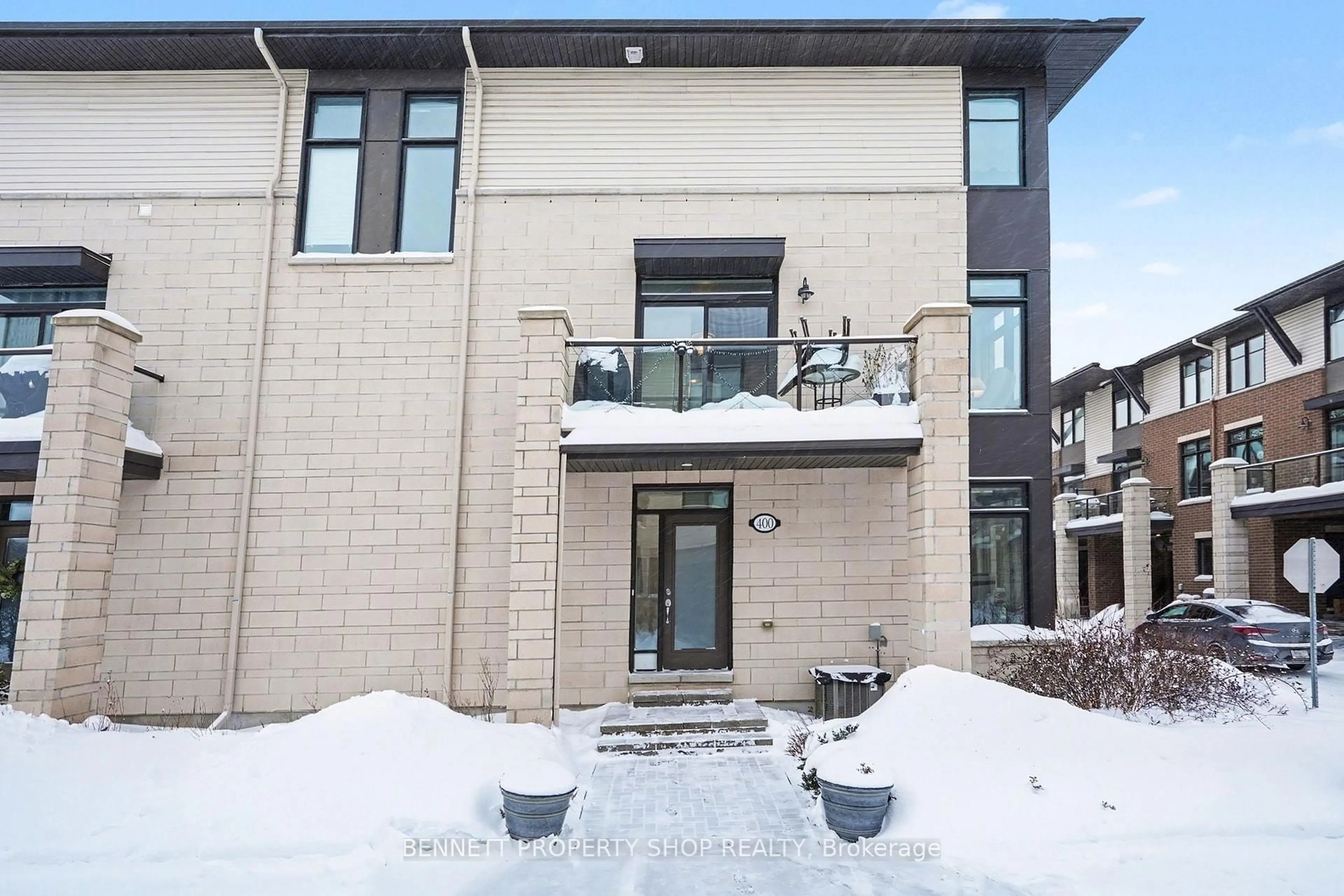 Home with brick exterior material, street for 400 Chaperal Private, Ottawa Ontario K4A 0Y2