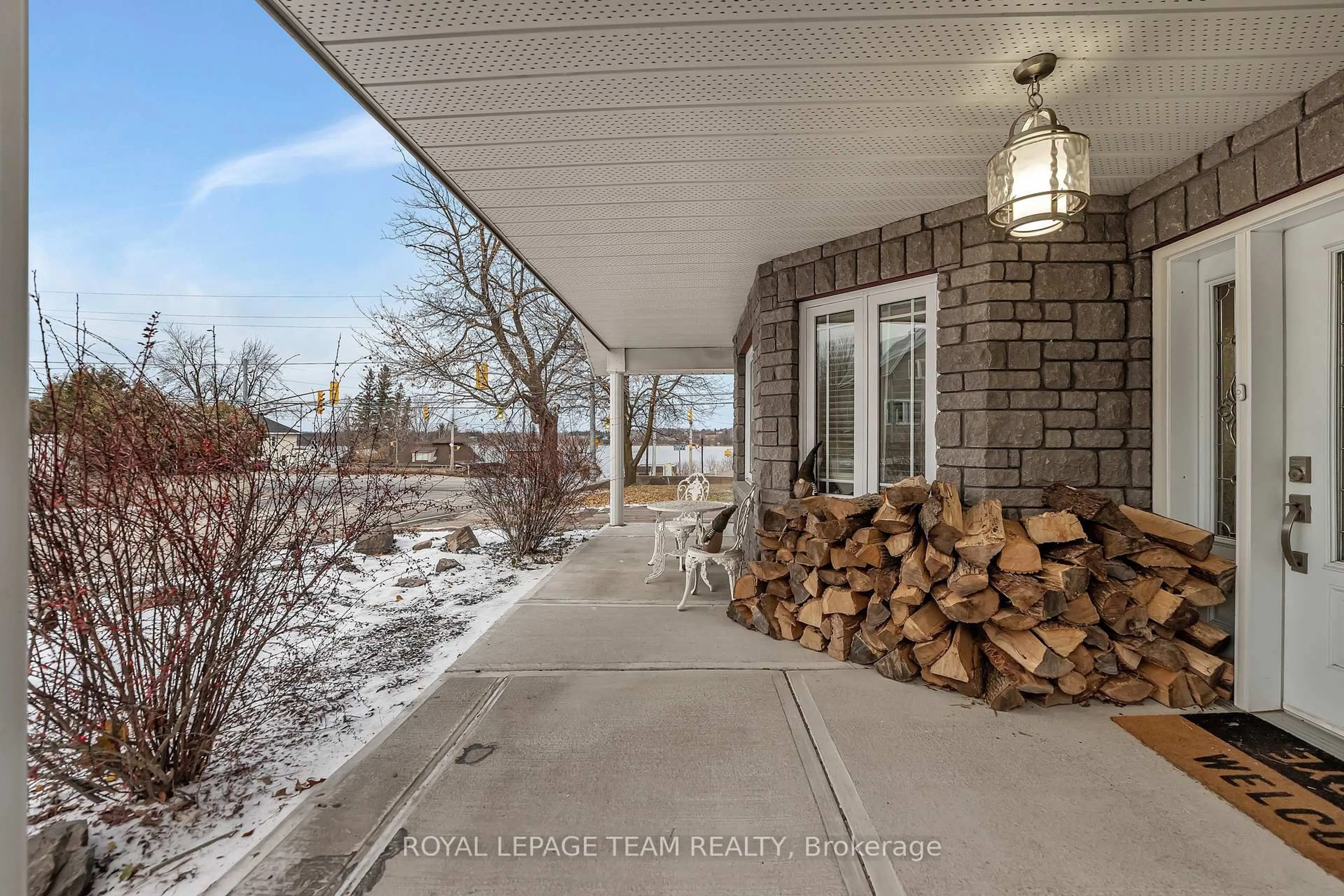 Unknown for 7 Main St, Cobden Ontario K0J 1K0