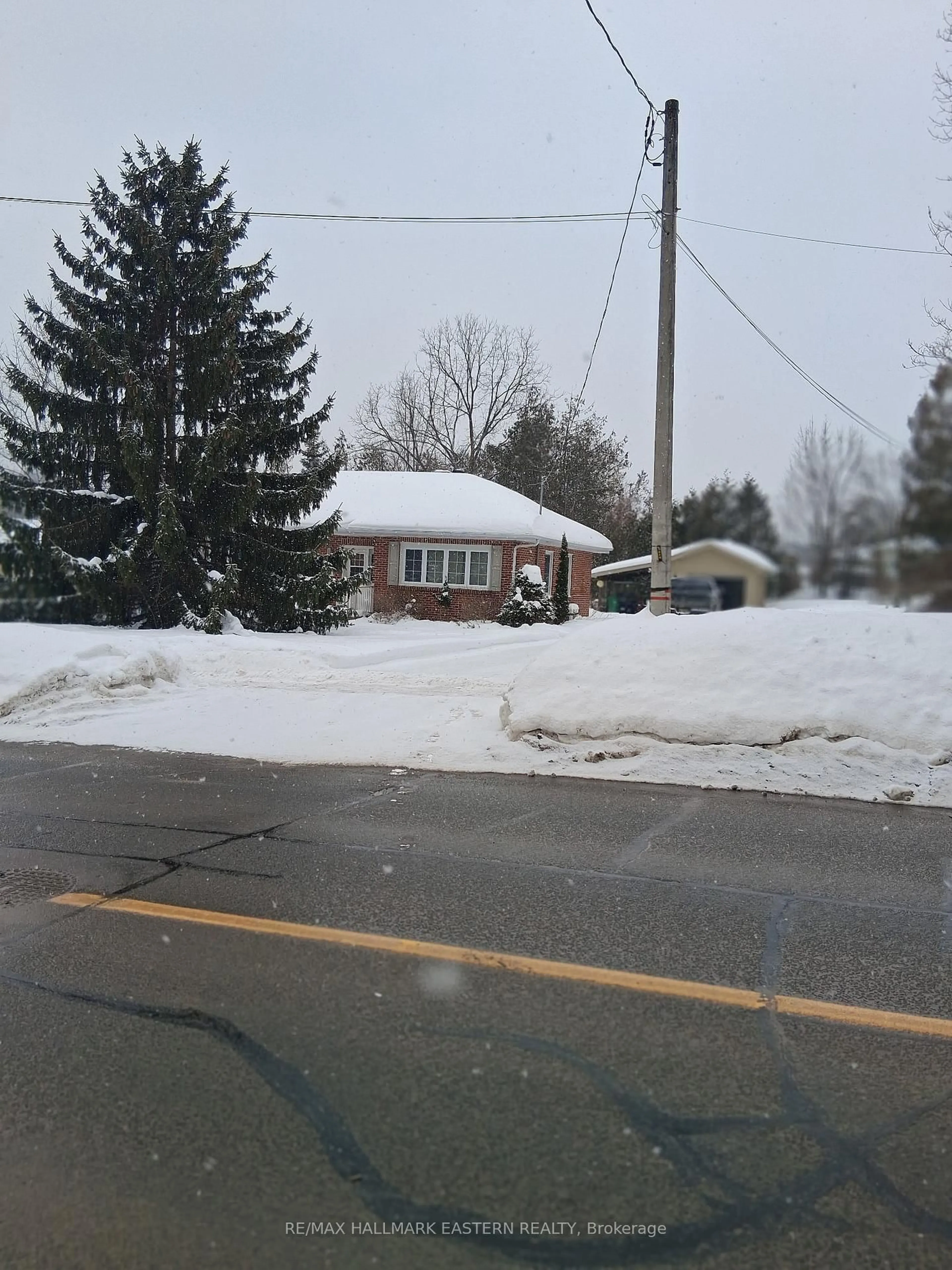 Blurry image for 99 Wallis Dr, Peterborough Ontario K9J 6C2