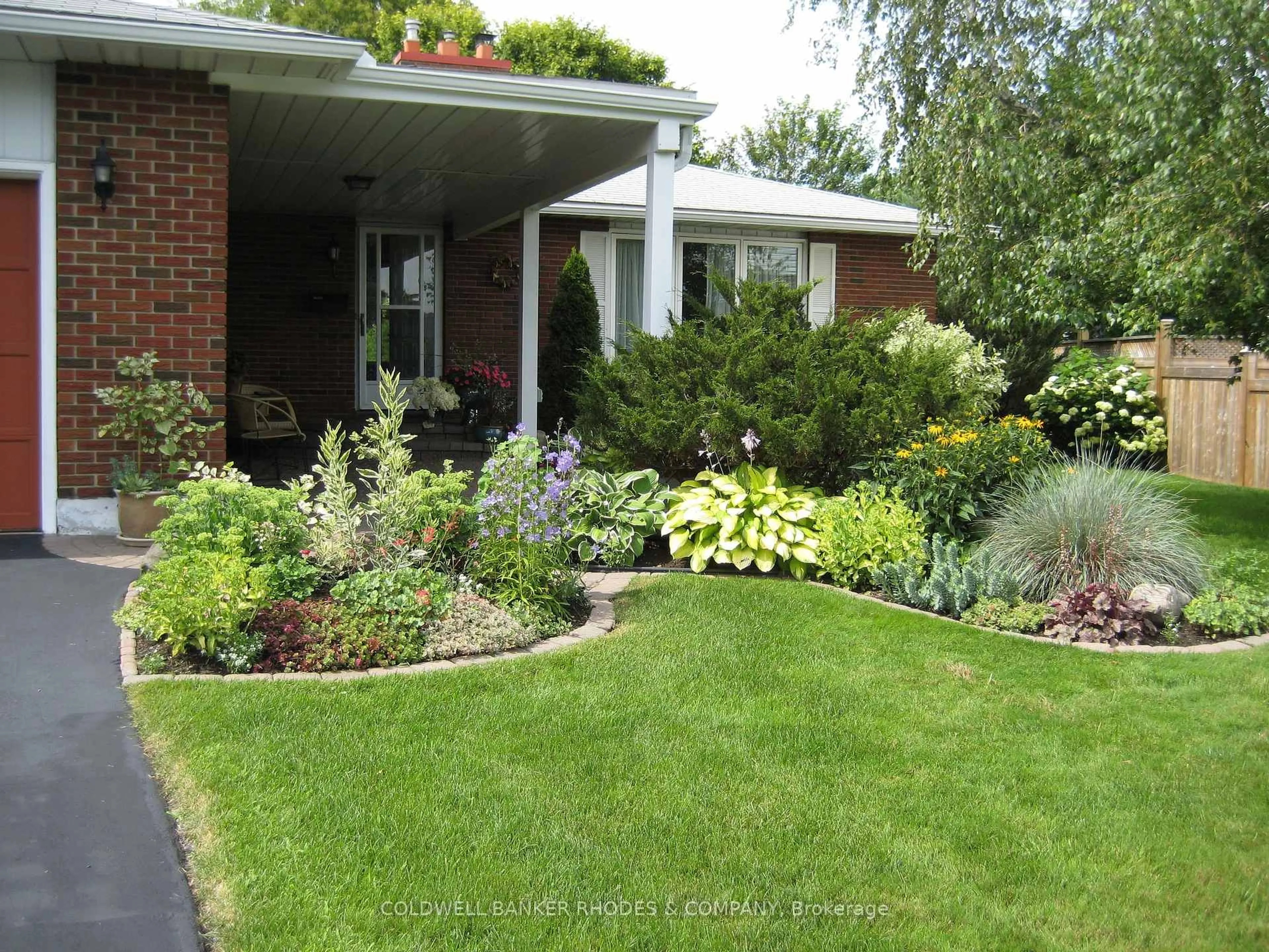 Unknown for 1550 Northdale St, Ottawa Ontario K1B 4G8