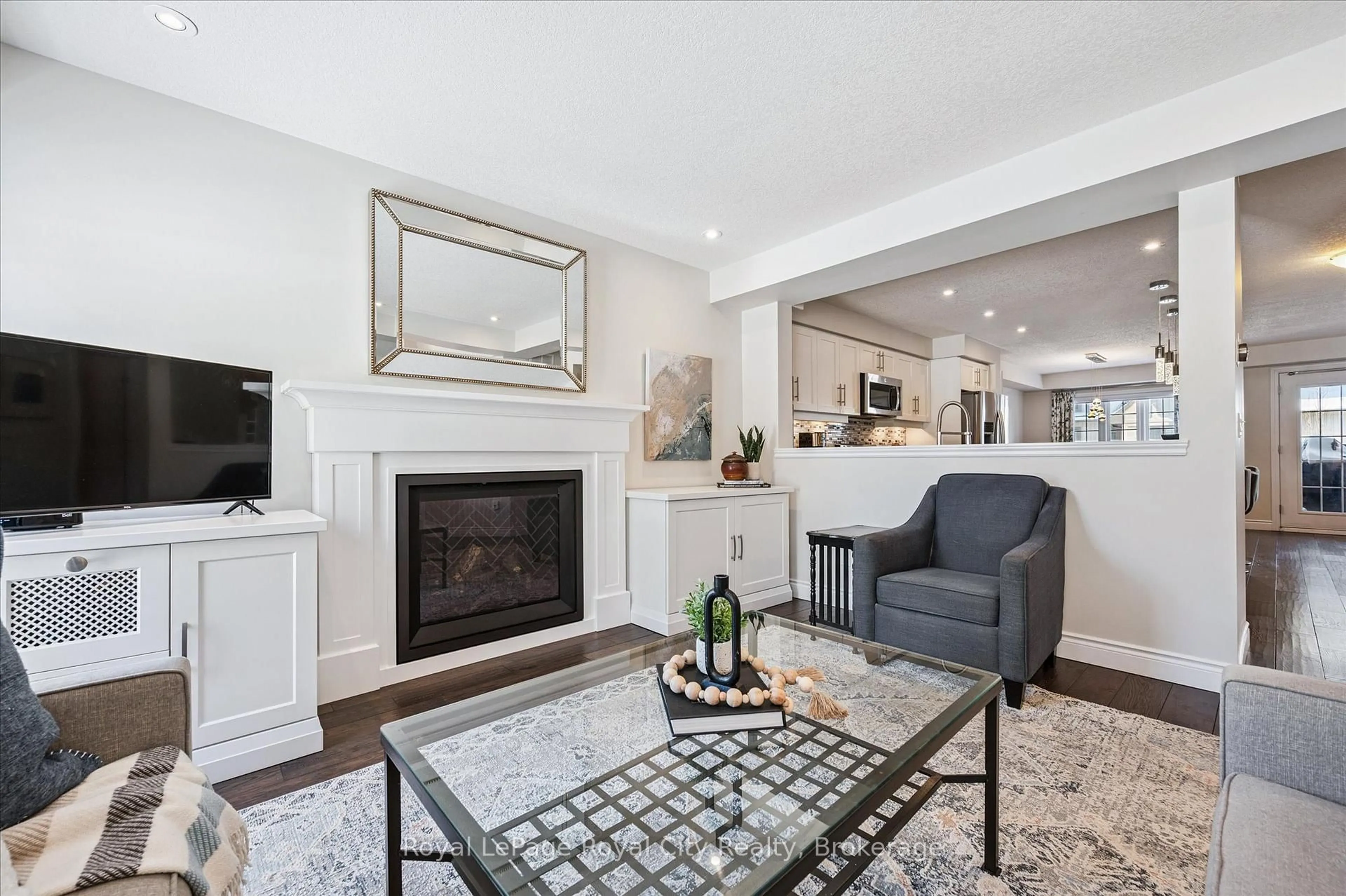 Living room with furniture, unknown for 635 Saginaw Pkwy #54, Cambridge Ontario N3H 1G6