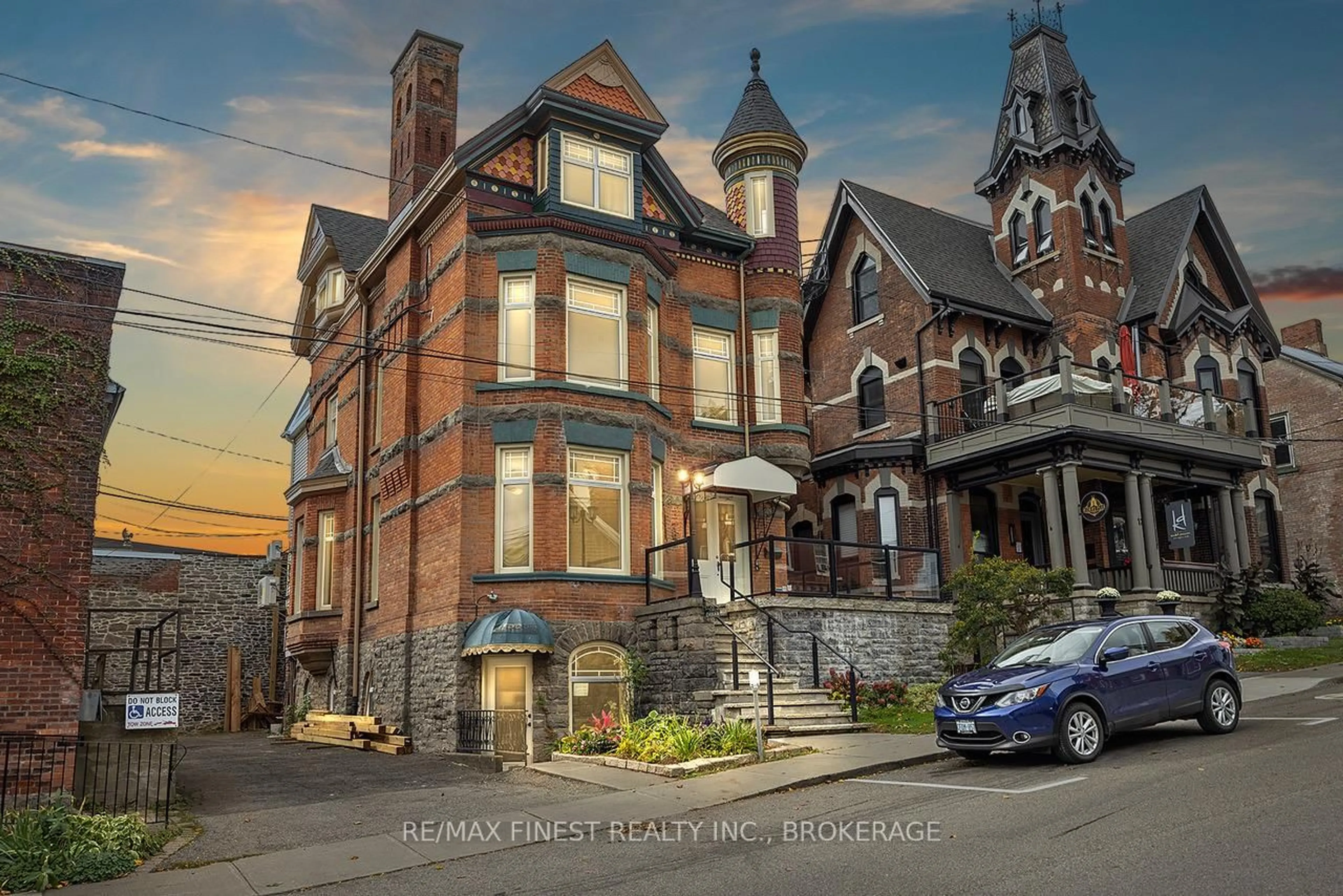 Unknown for 10 Victoria Ave, Brockville Ontario K6V 2B1