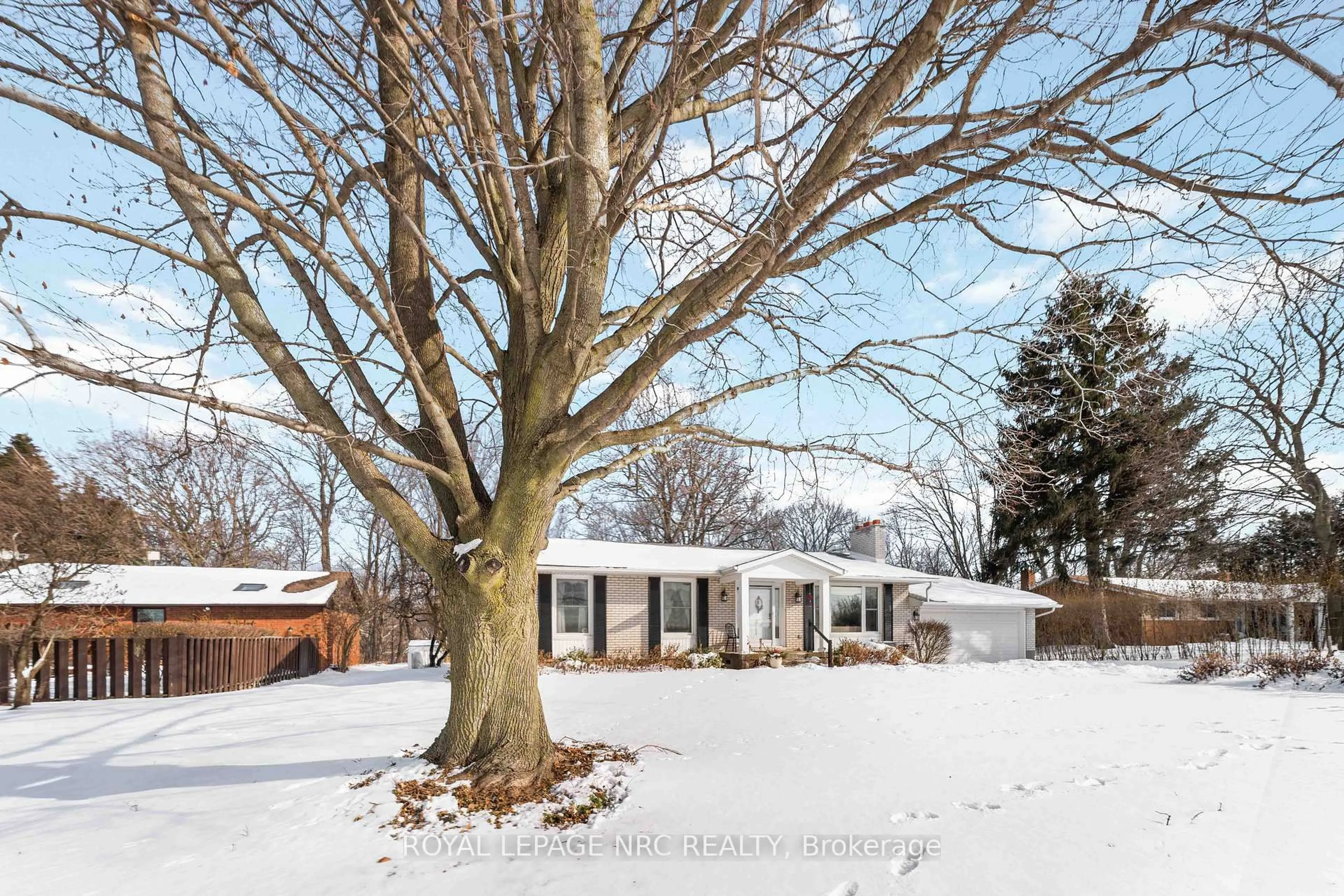 Unknown for 4271 13th St, Lincoln Ontario L0R 1S0