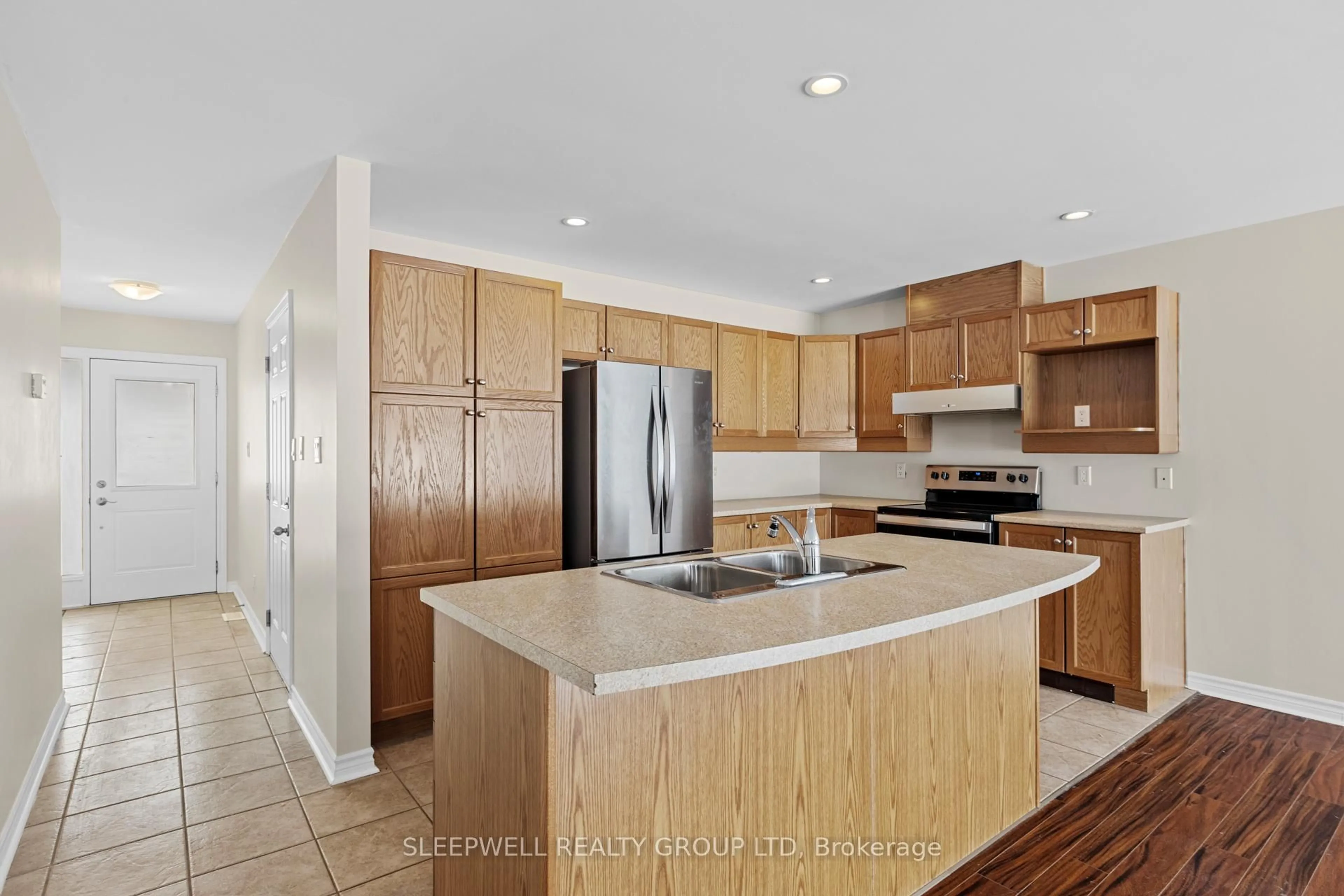 Open concept kitchen, unknown for 94 Fourth Ave, Arnprior Ontario K7S 0G1