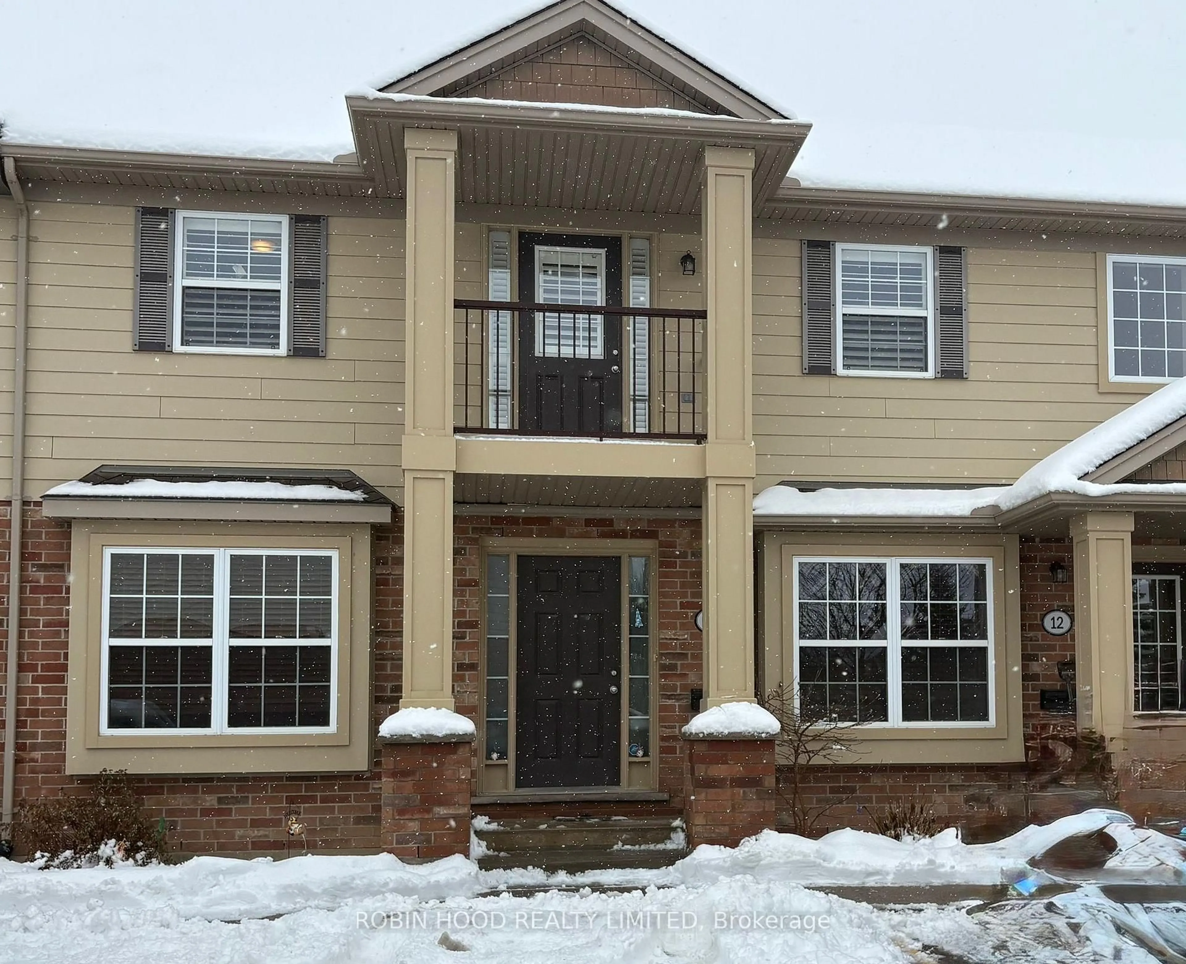 Home with vinyl exterior material, street for 3320 Meadowgate Blvd #Unit 10, London South Ontario N6M 0A7