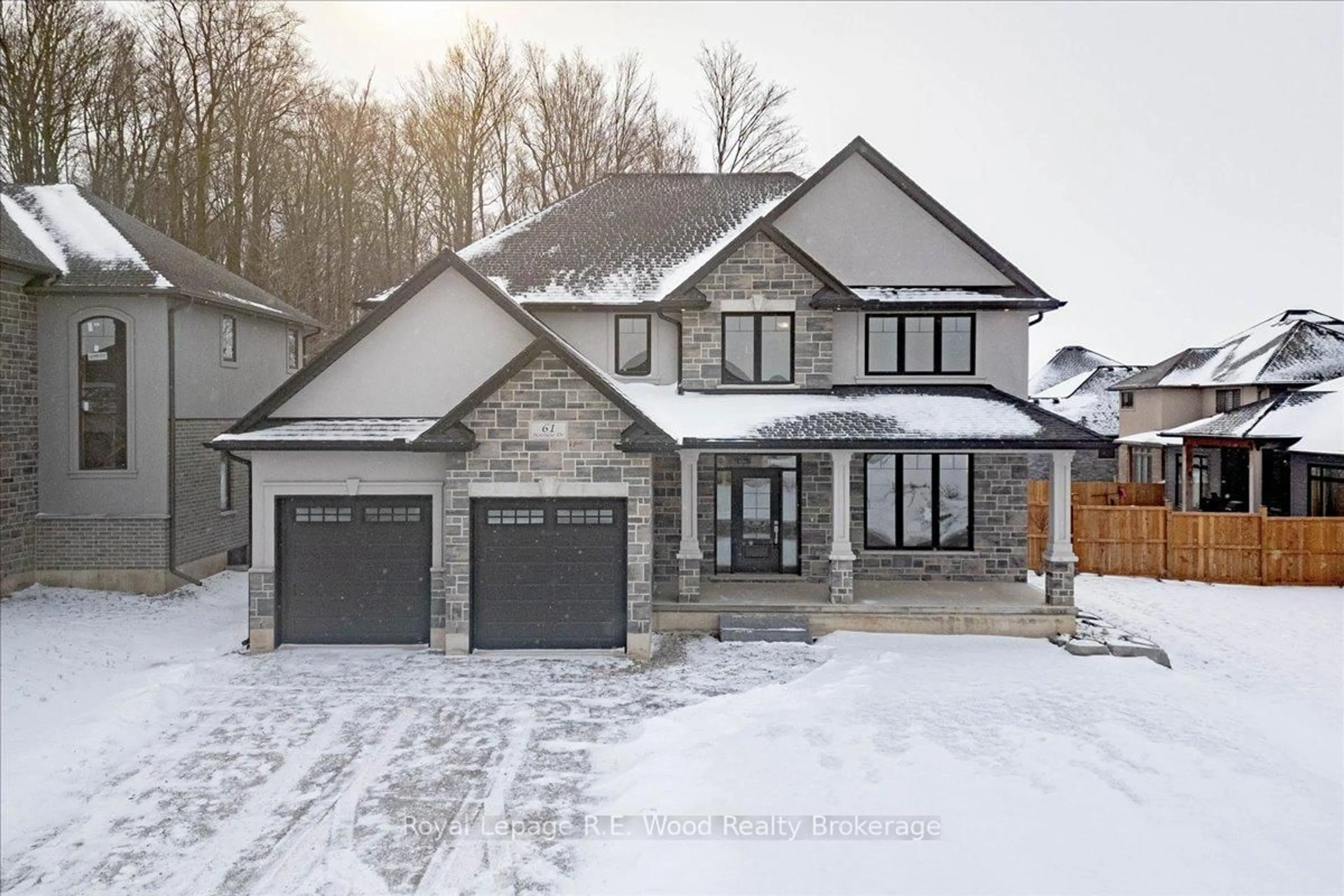 Home with brick exterior material, street for 61 Sunview Dr, Norwich Ontario N0J 1P0