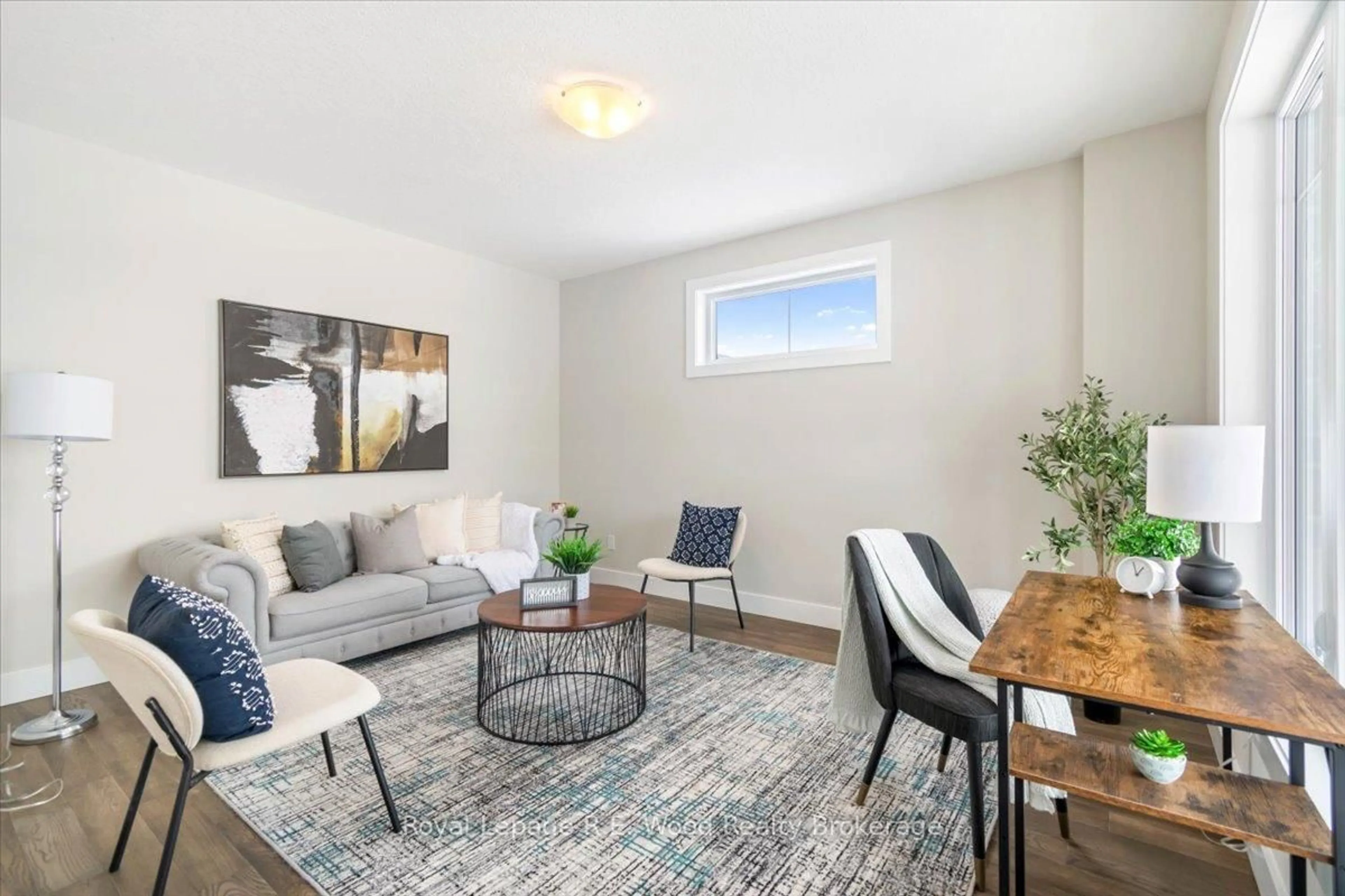 Living room with furniture, unknown for 61 Sunview Dr, Norwich Ontario N0J 1P0