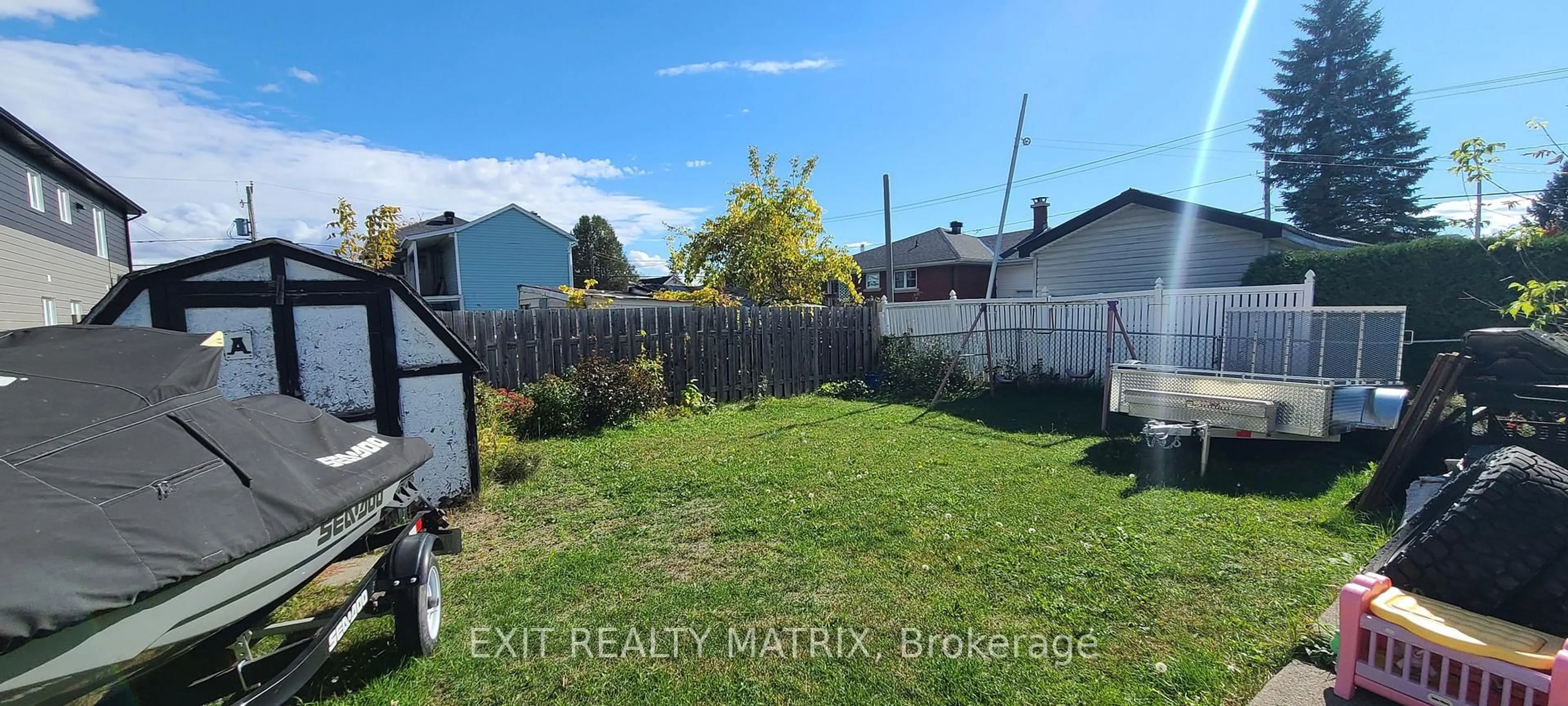 Unknown for 309-311 Salisbury St, Hawkesbury Ontario K6A 2P5