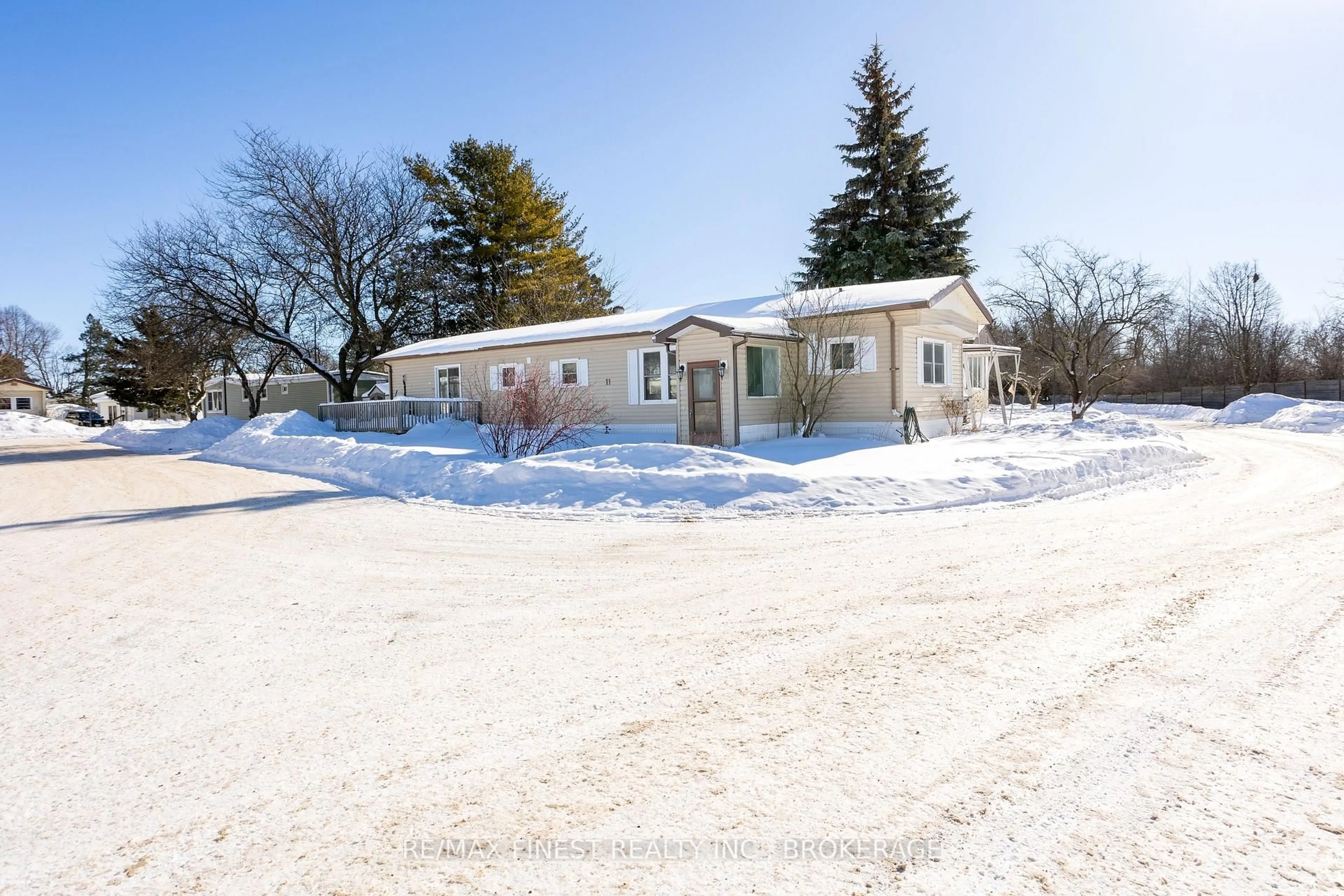 A pic from outside/outdoor area/front of a property/back of a property/a pic from drone, street for 11 Powley Garden Dr, Kingston Ontario K7K 6A1