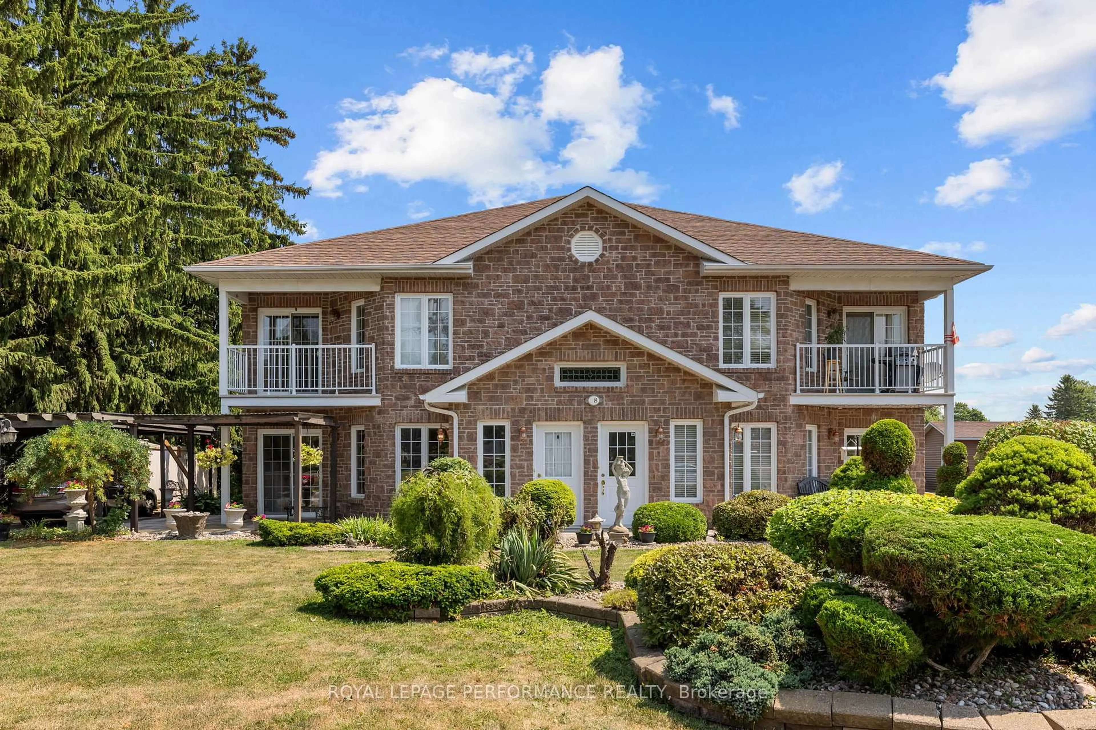 Home with brick exterior material, unknown for 28 Queen St, North Stormont Ontario K0A 1R0