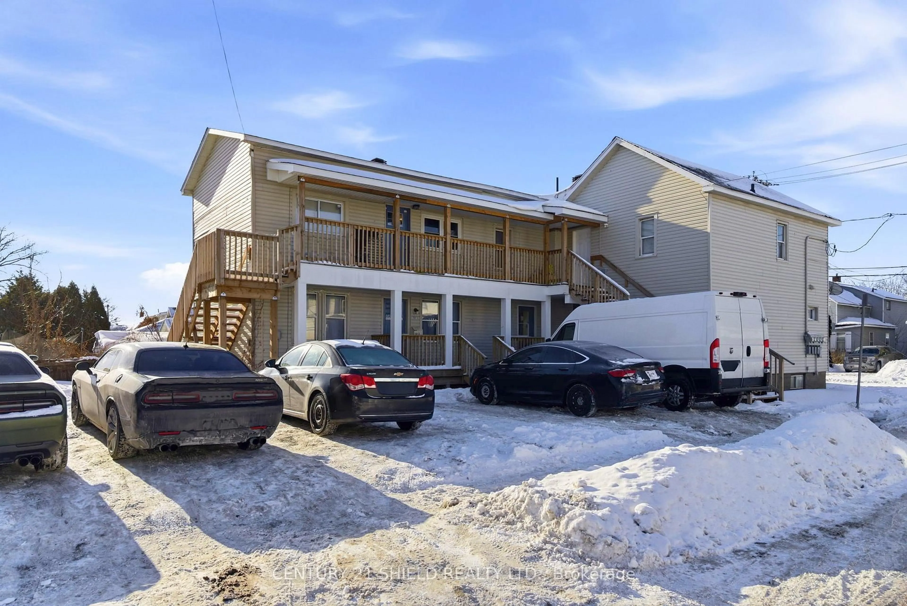 Unknown for 501 Fifth St, Cornwall Ontario K6J 2V7