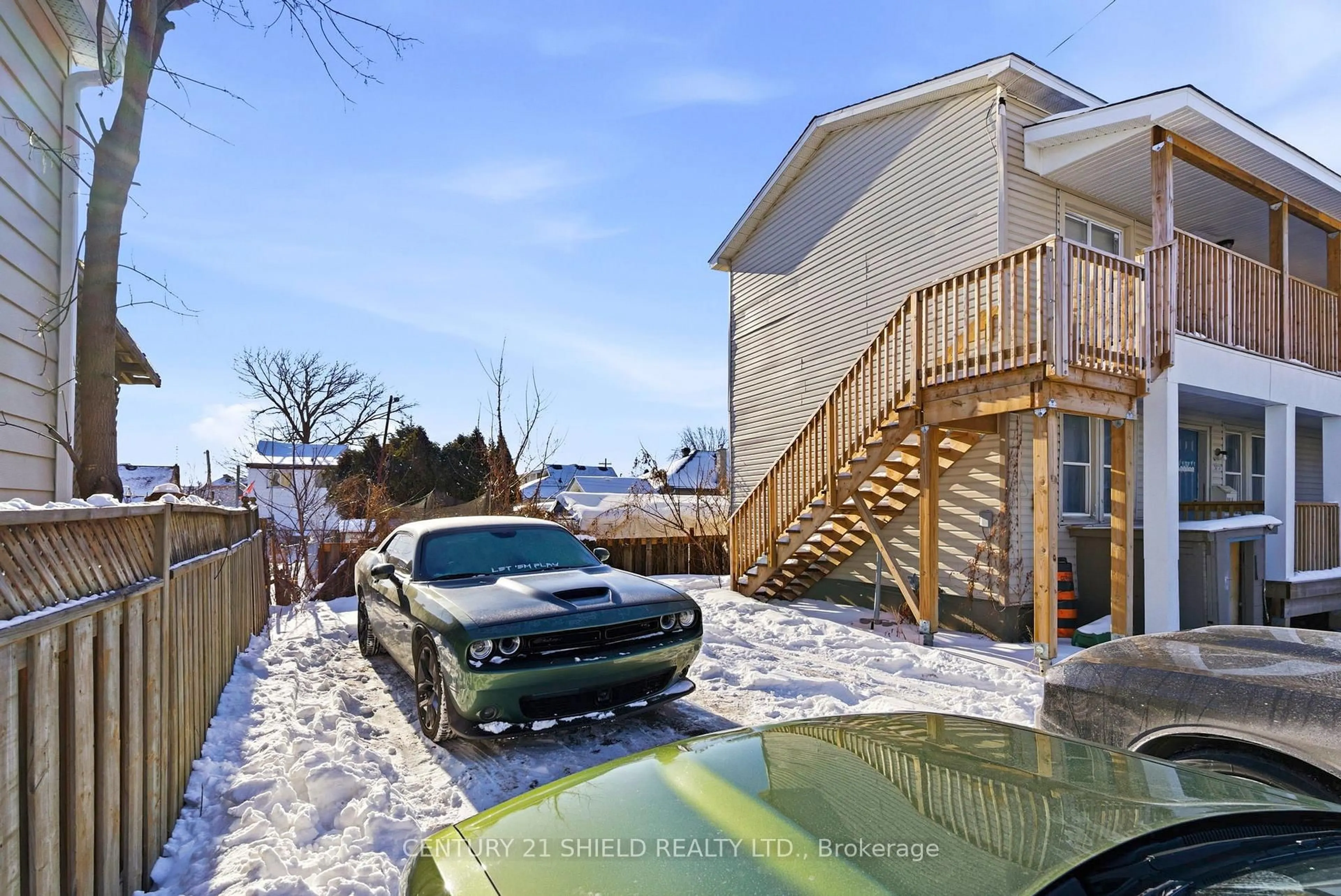 Unknown for 501 Fifth St, Cornwall Ontario K6J 2V7