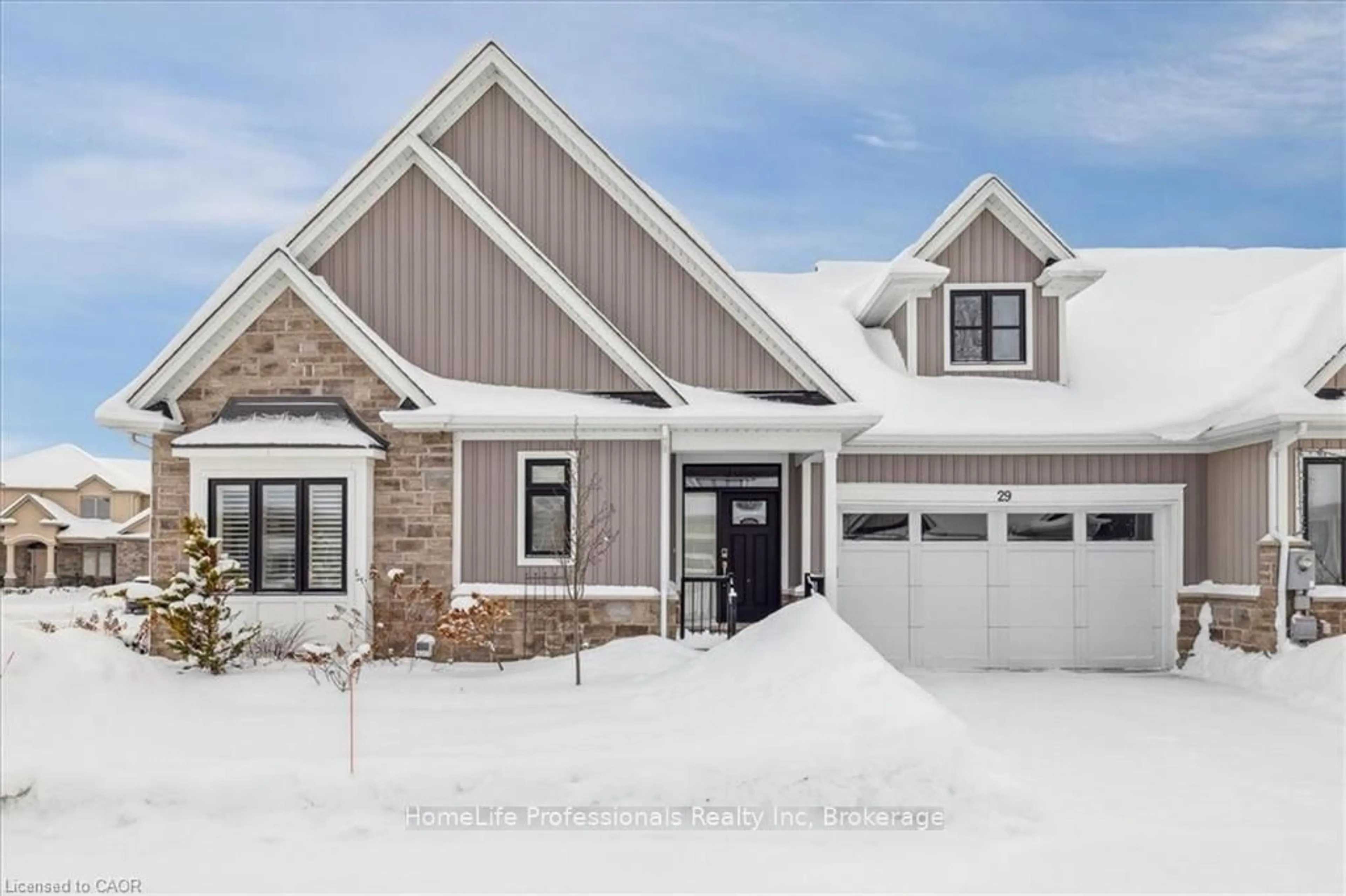 Home with brick exterior material, street for 9245 SHOVELLER Dr #29, Niagara Falls Ontario L2H 0M4