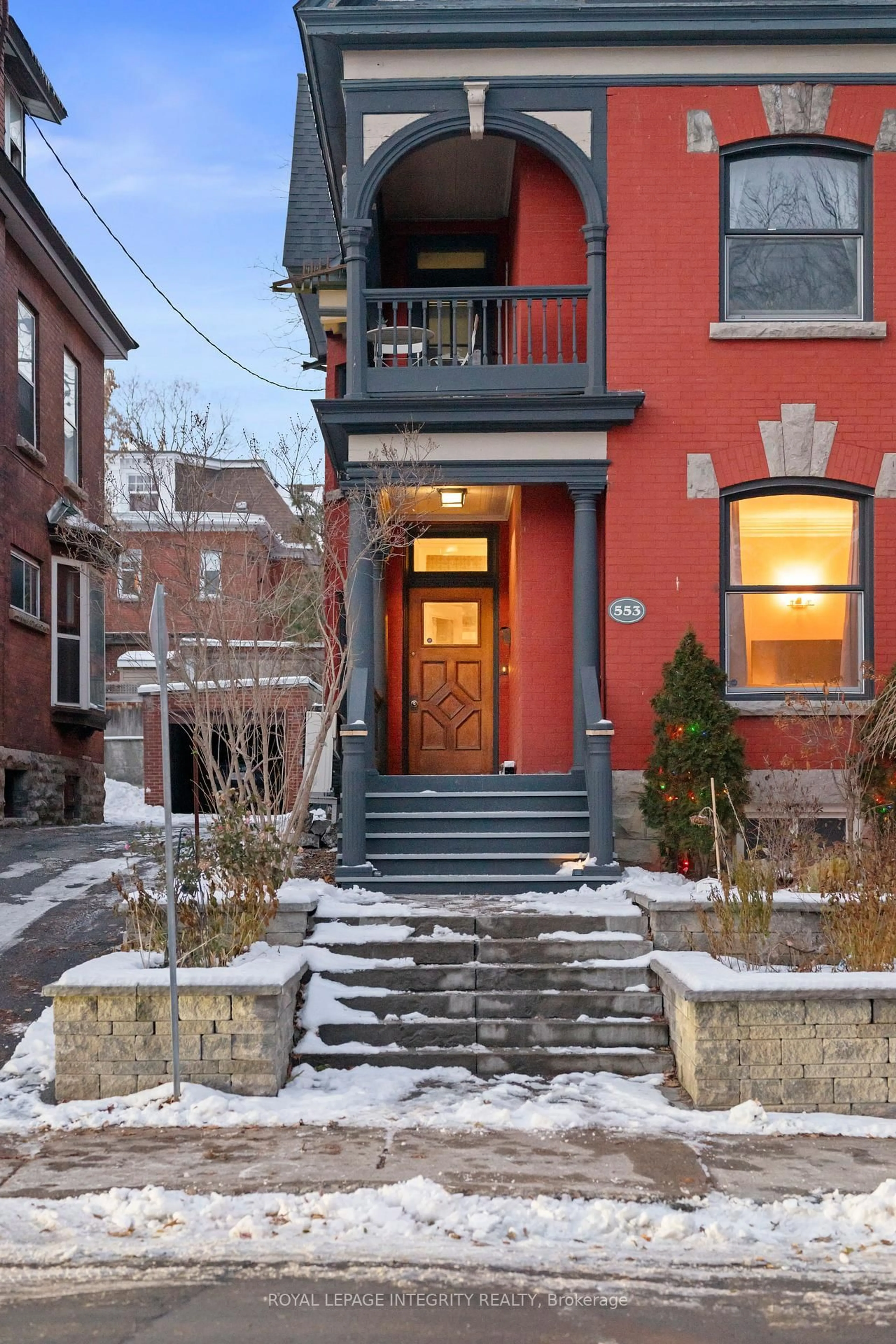 Home with brick exterior material, street for 553 Gilmour St, Ottawa Ontario K1R 5L5