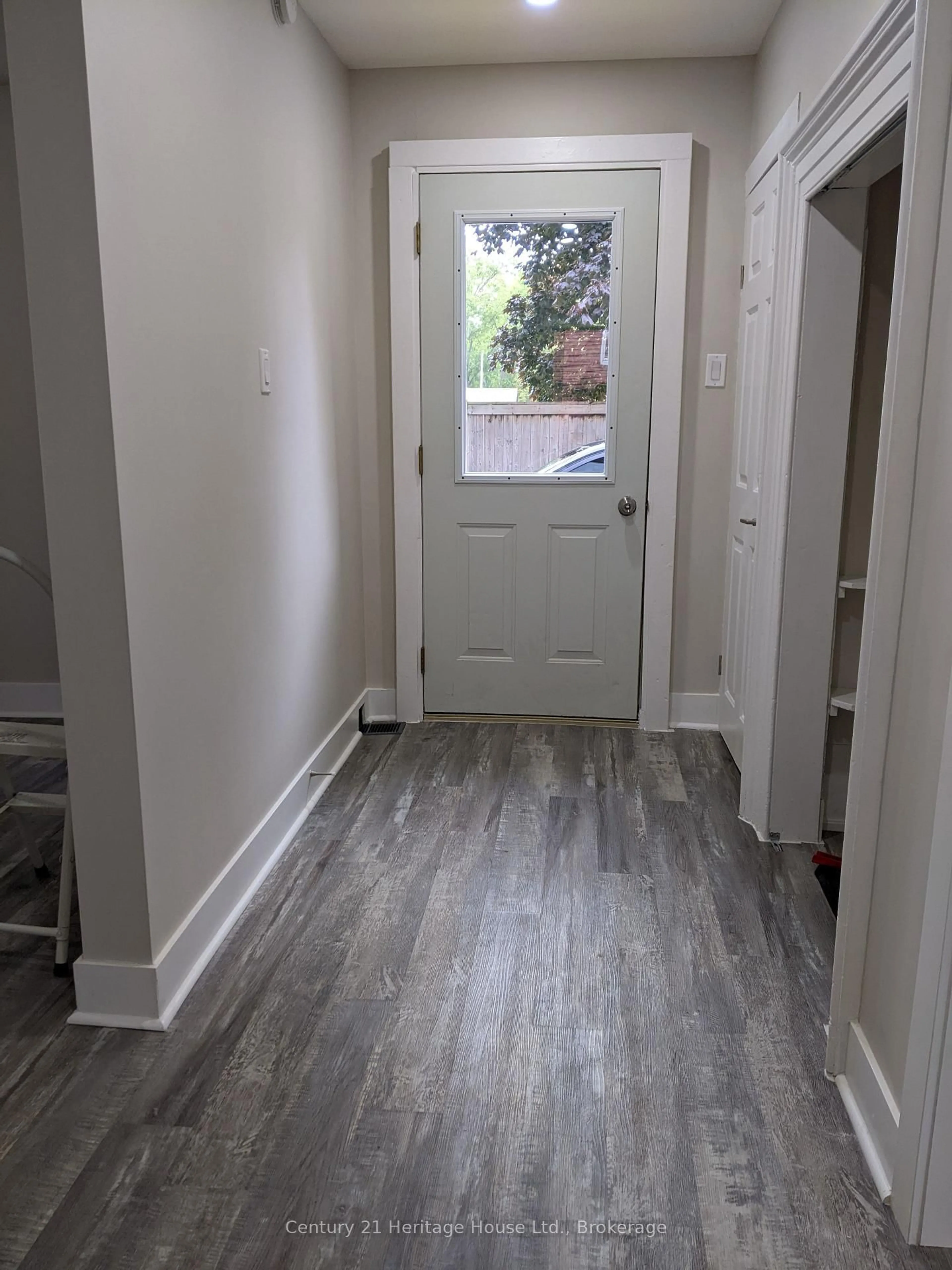 Indoor entryway for 50 Goderich St, Huron East Ontario N0K 1W0