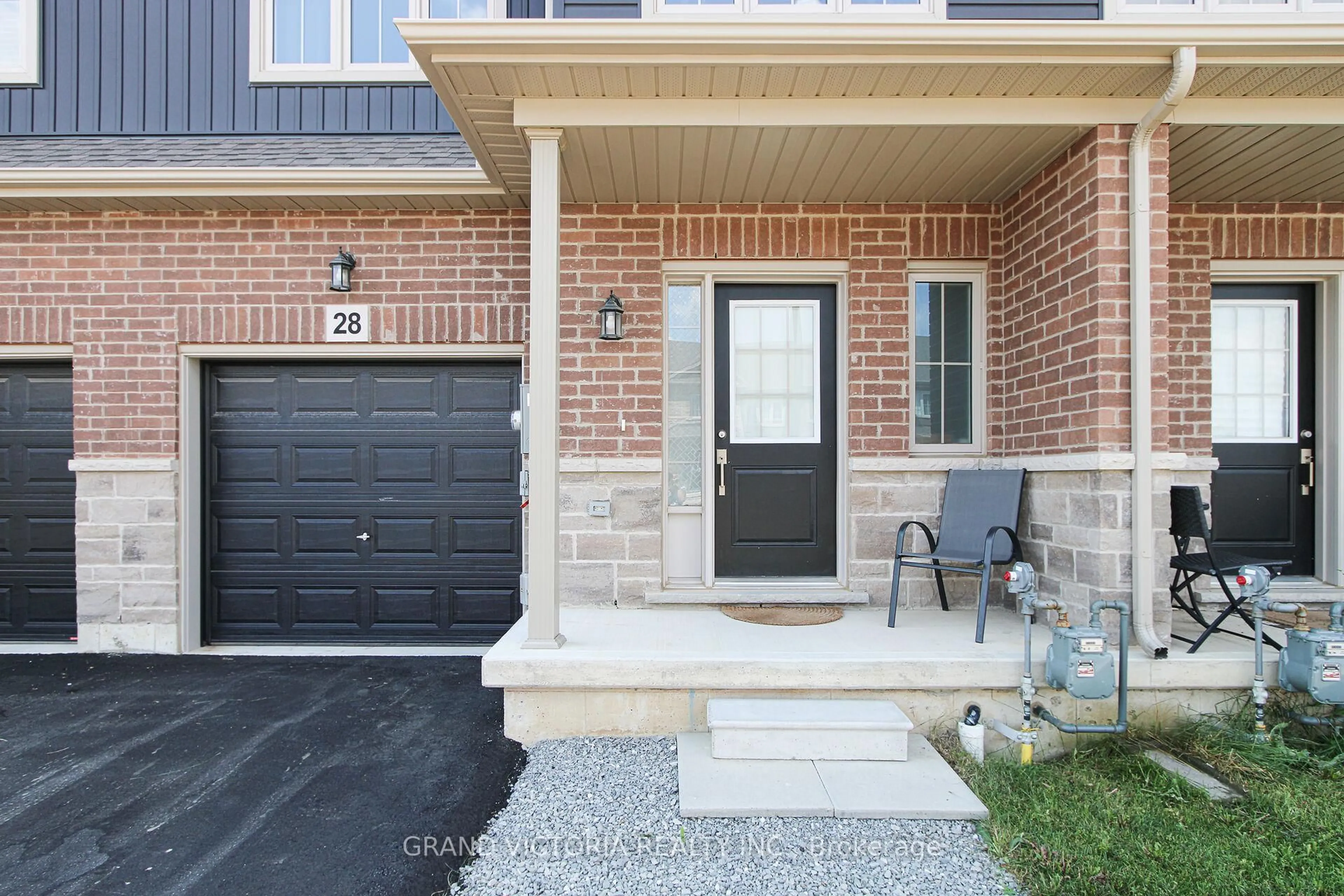 Home with brick exterior material, street for 28 Zoe Lane, Hamilton Ontario L0R 1C0