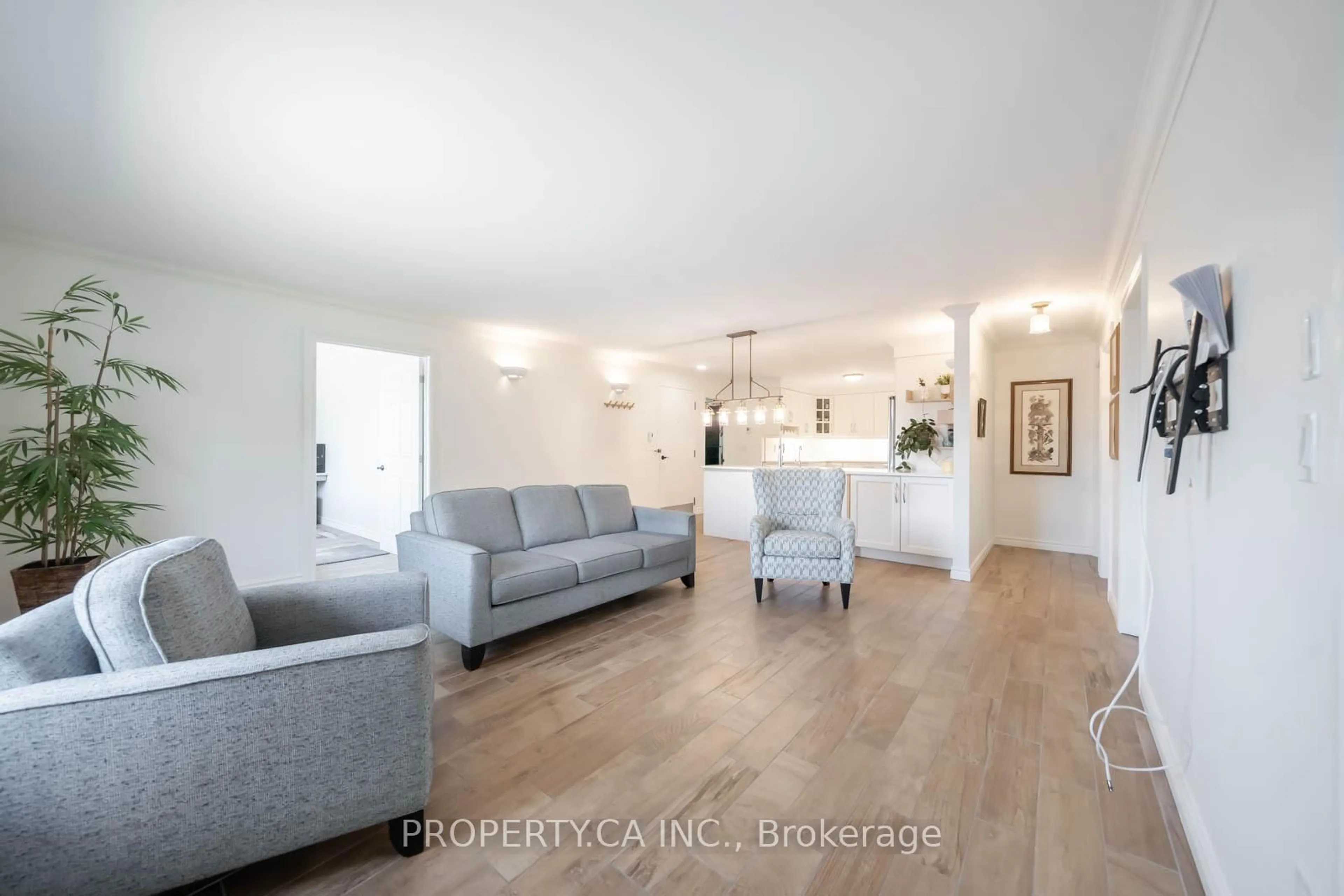 Living room with furniture, unknown for 90 King St #7, Kawartha Lakes Ontario K0M 1A0