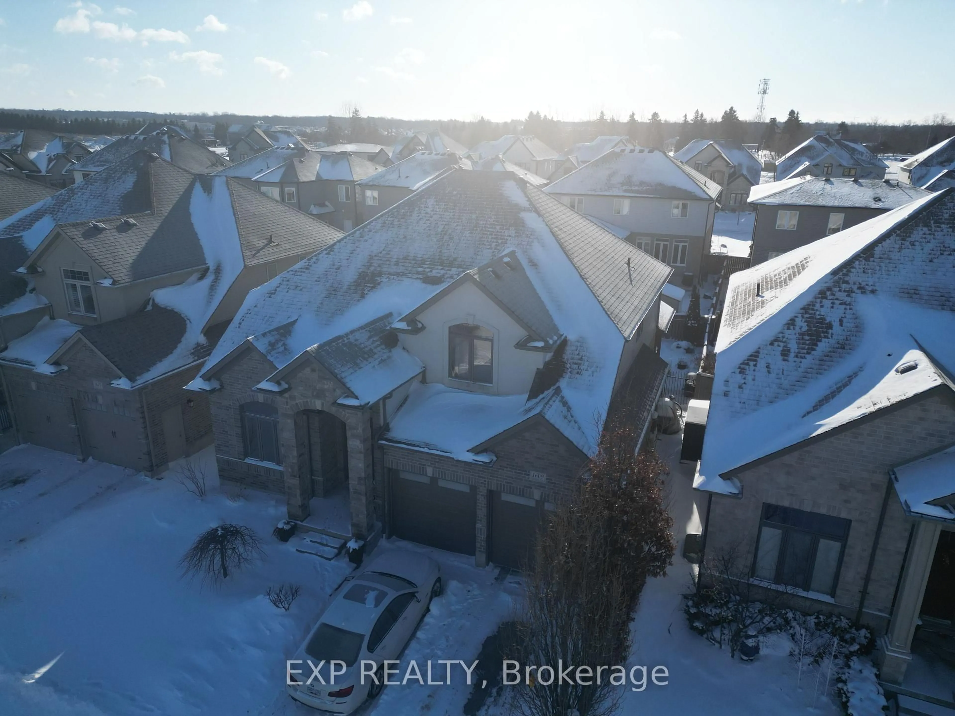 A pic from outside/outdoor area/front of a property/back of a property/a pic from drone, city buildings view from balcony for 1609 BLACKWELL Blvd, London North Ontario N5X 0G6