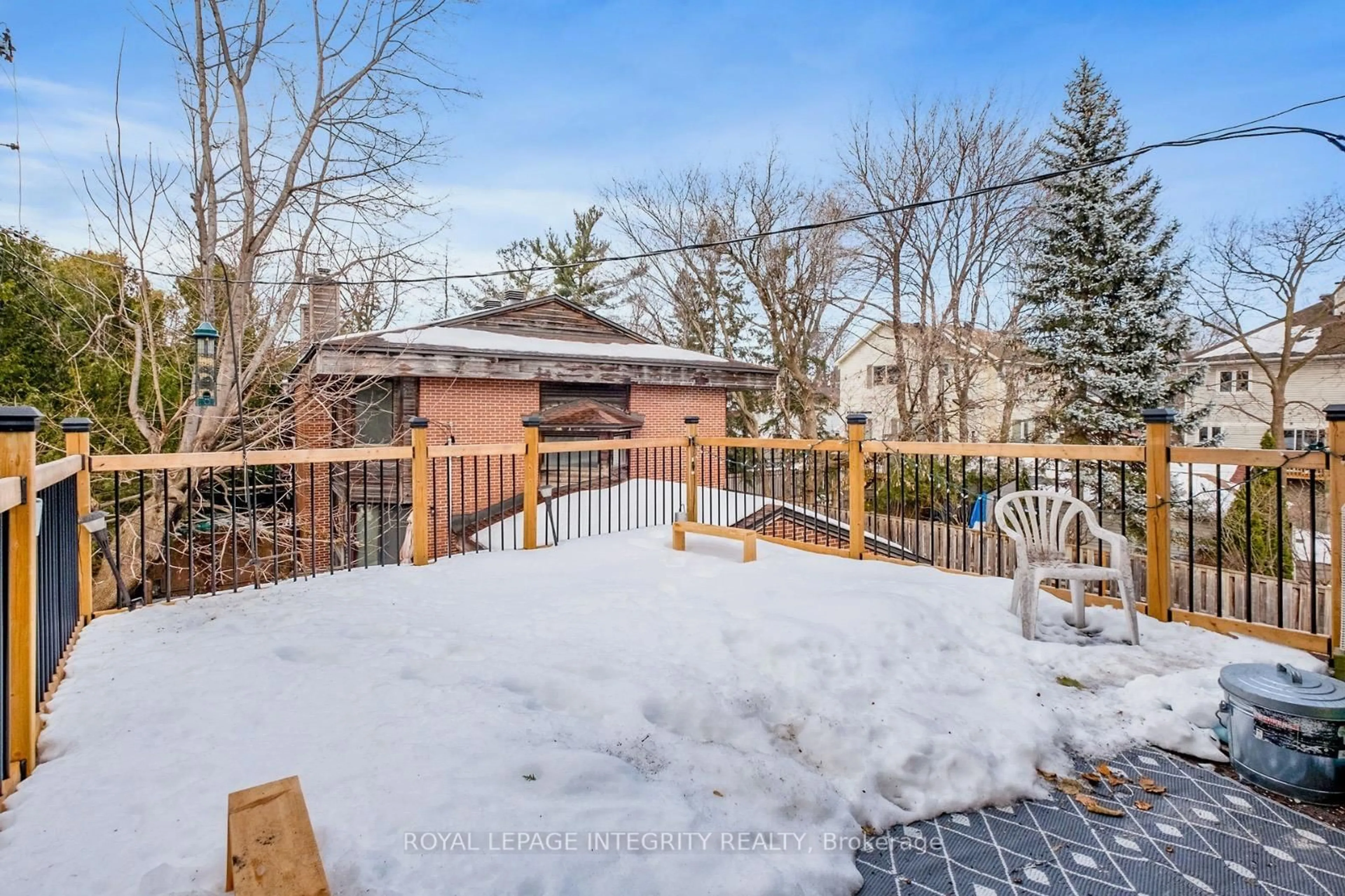 Unknown for 1031 Carling Ave, Ottawa Ontario K1Y 4E8