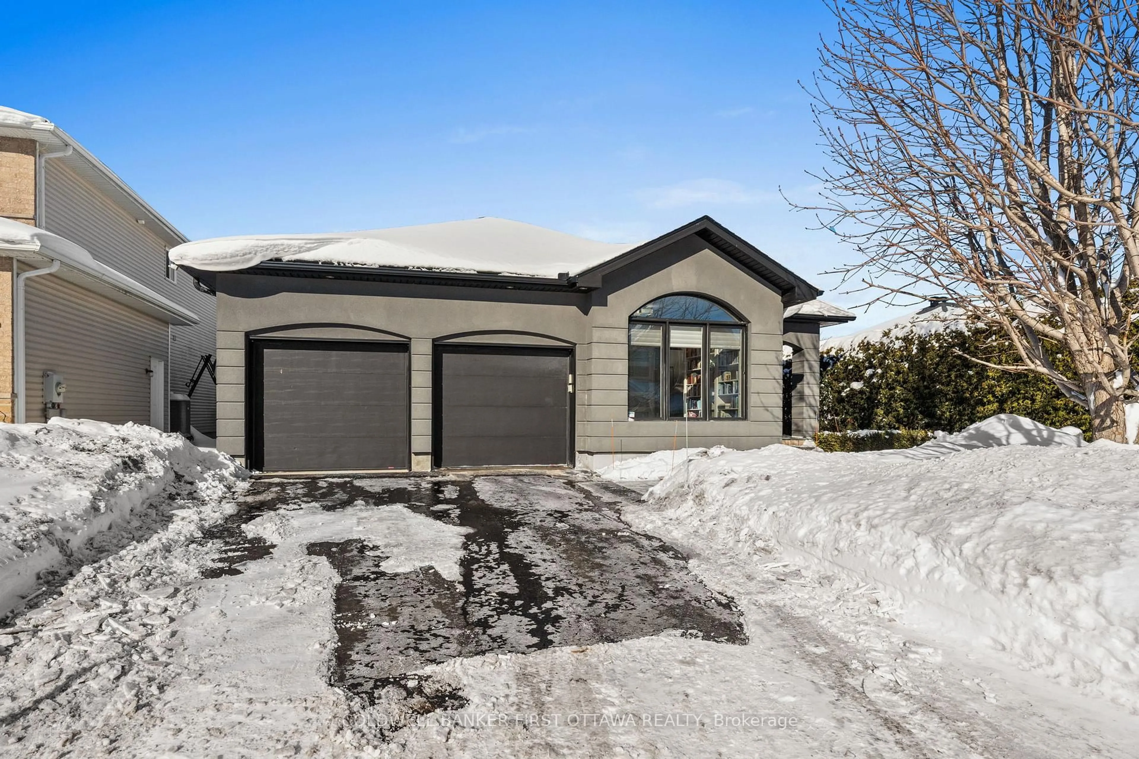 Unknown for 1828 Heatherstone Cres, Ottawa Ontario K4A 4P2