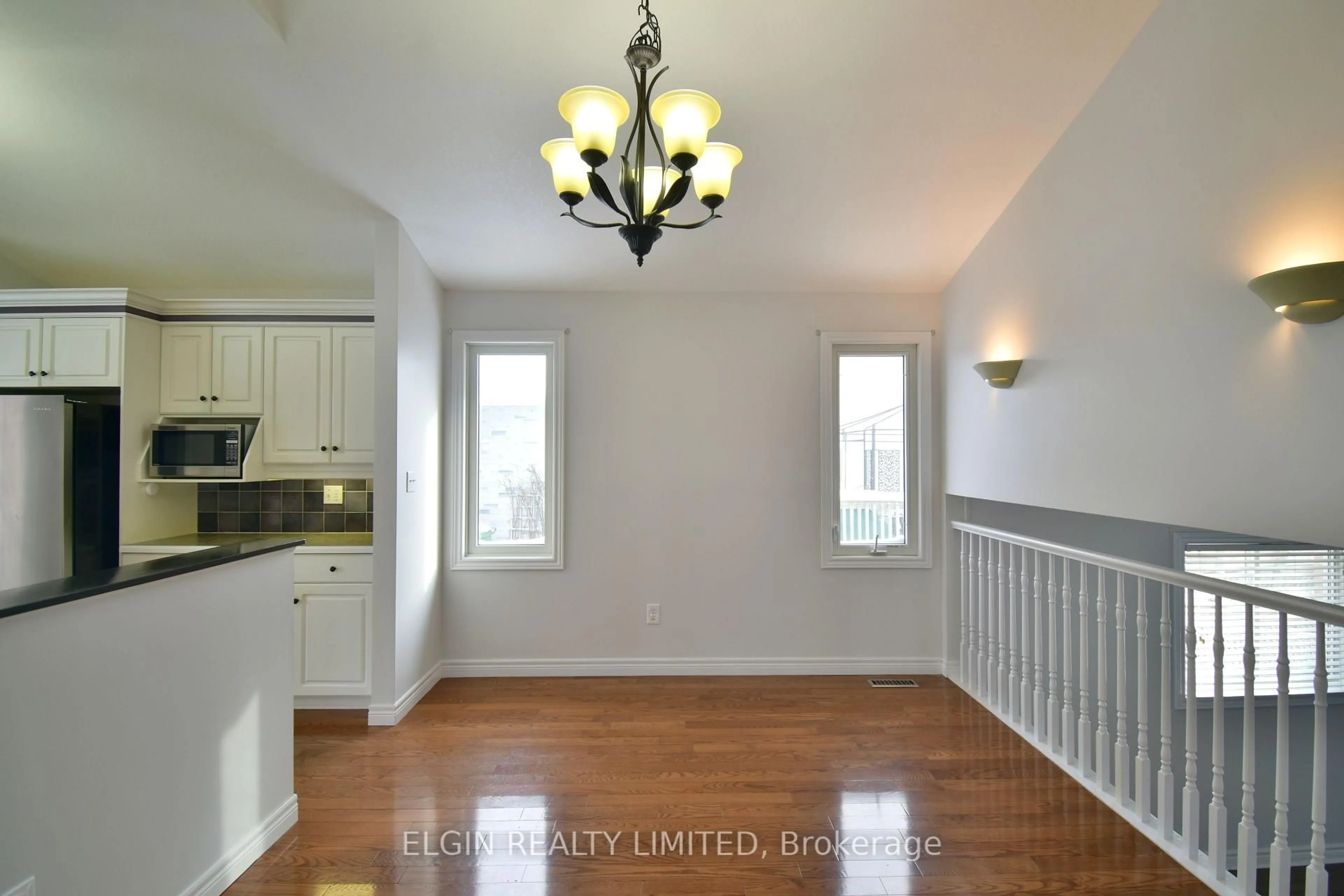 Unknown for 578 Wellington St, St. Thomas Ontario N5R 6E1