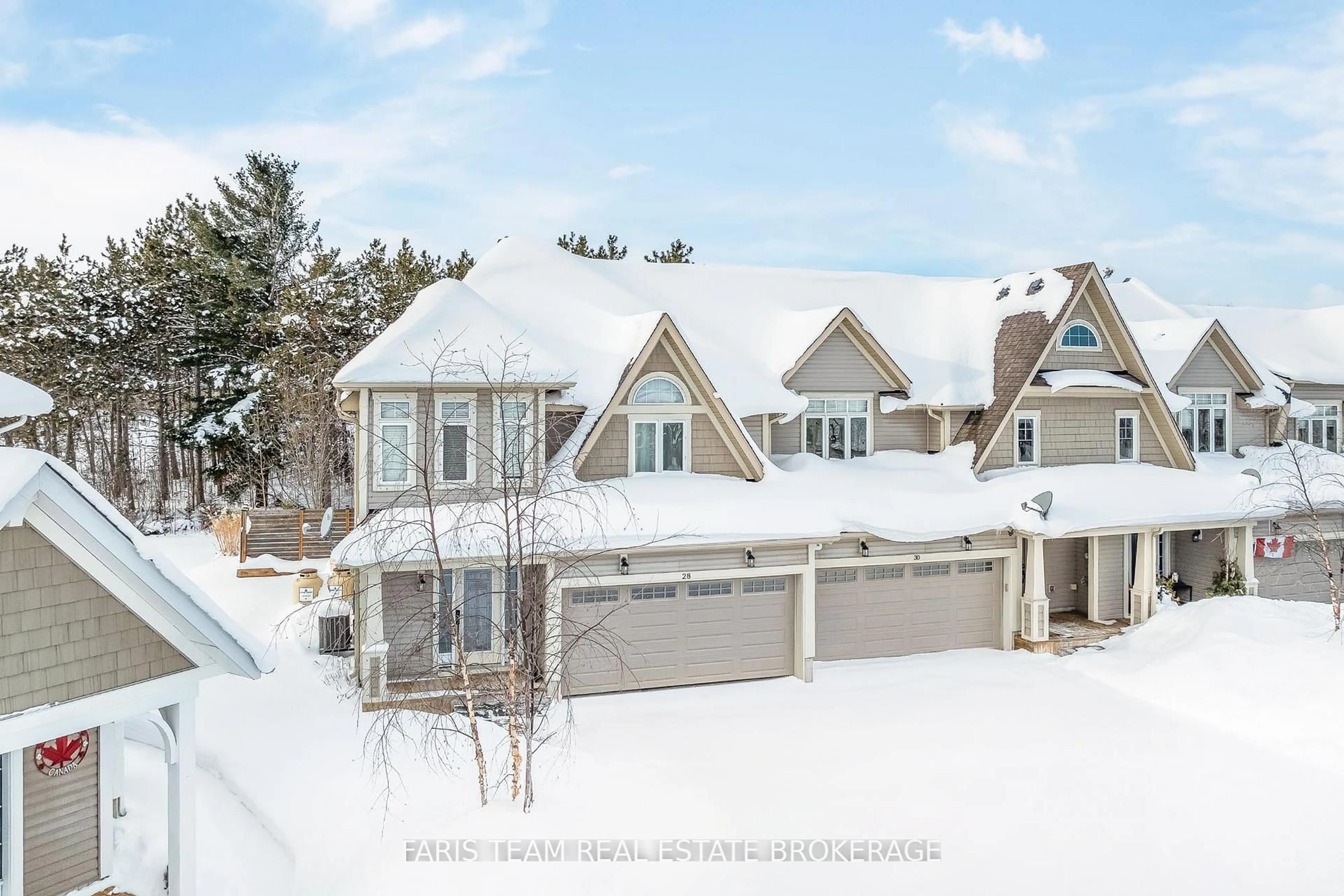 A pic from outside/outdoor area/front of a property/back of a property/a pic from drone, street for 28 Masters Cres, Georgian Bay Ontario L0K 1S0