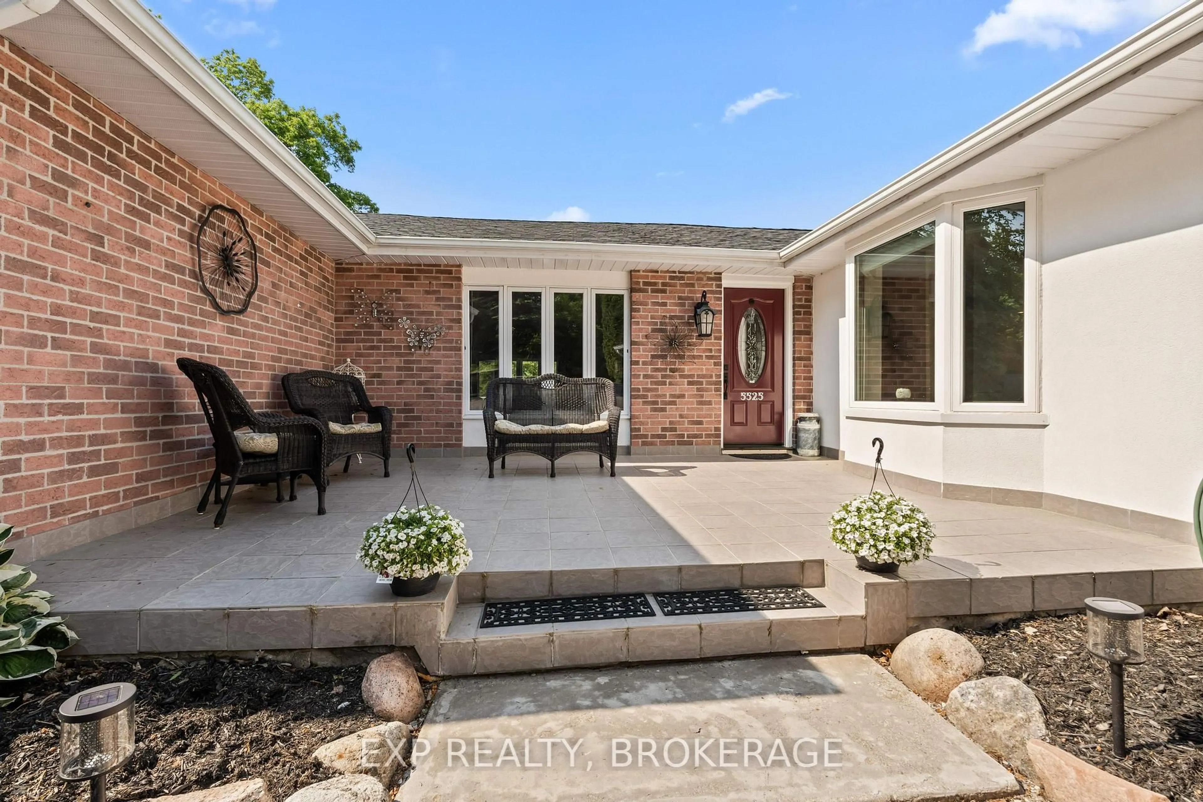 Home with brick exterior material, street for 5525 RIDEAU Rd, Battersea Ontario K0H 1H0