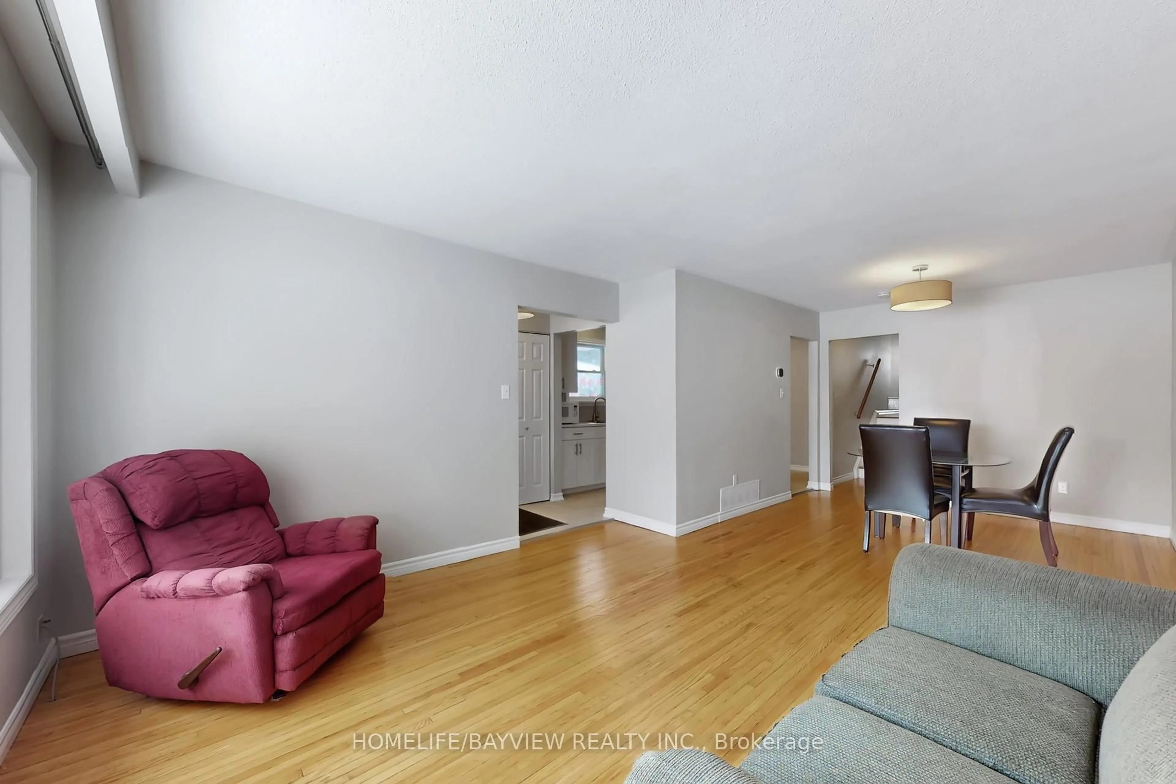 Living room with furniture, unknown for 241 Simon St, Shelburne Ontario L0N 1S4