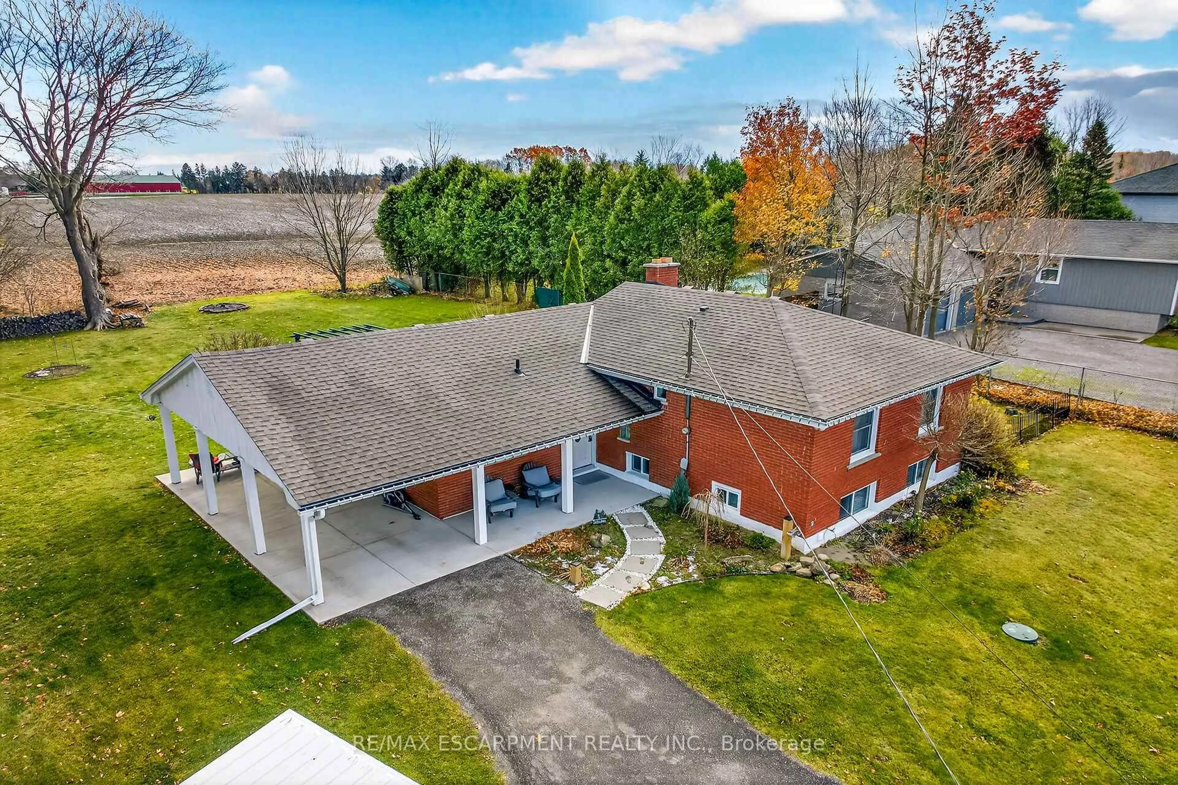 A pic from outside/outdoor area/front of a property/back of a property/a pic from drone, water/lake/river/ocean view for 1597 Trinity Church Rd, Hamilton Ontario L0R 1P0