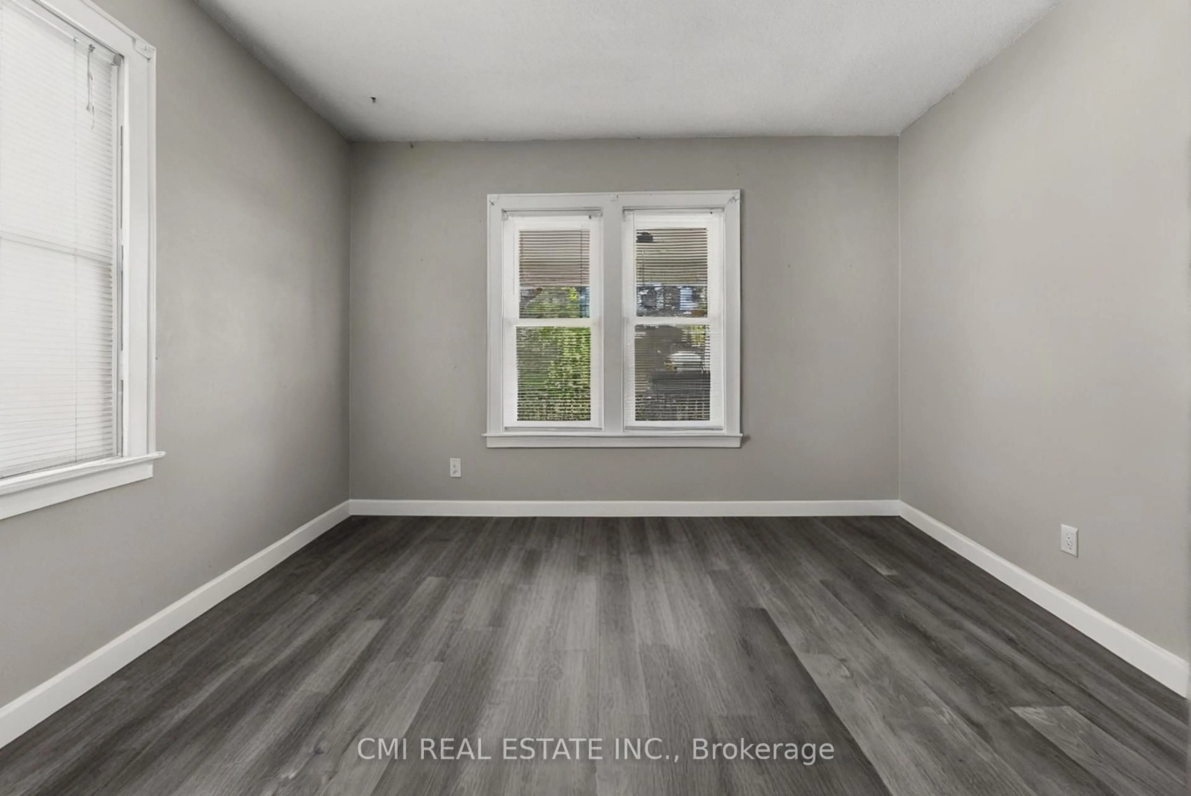 A pic of a room for 433 Lydia St, Sarnia Ontario N7T 6P5