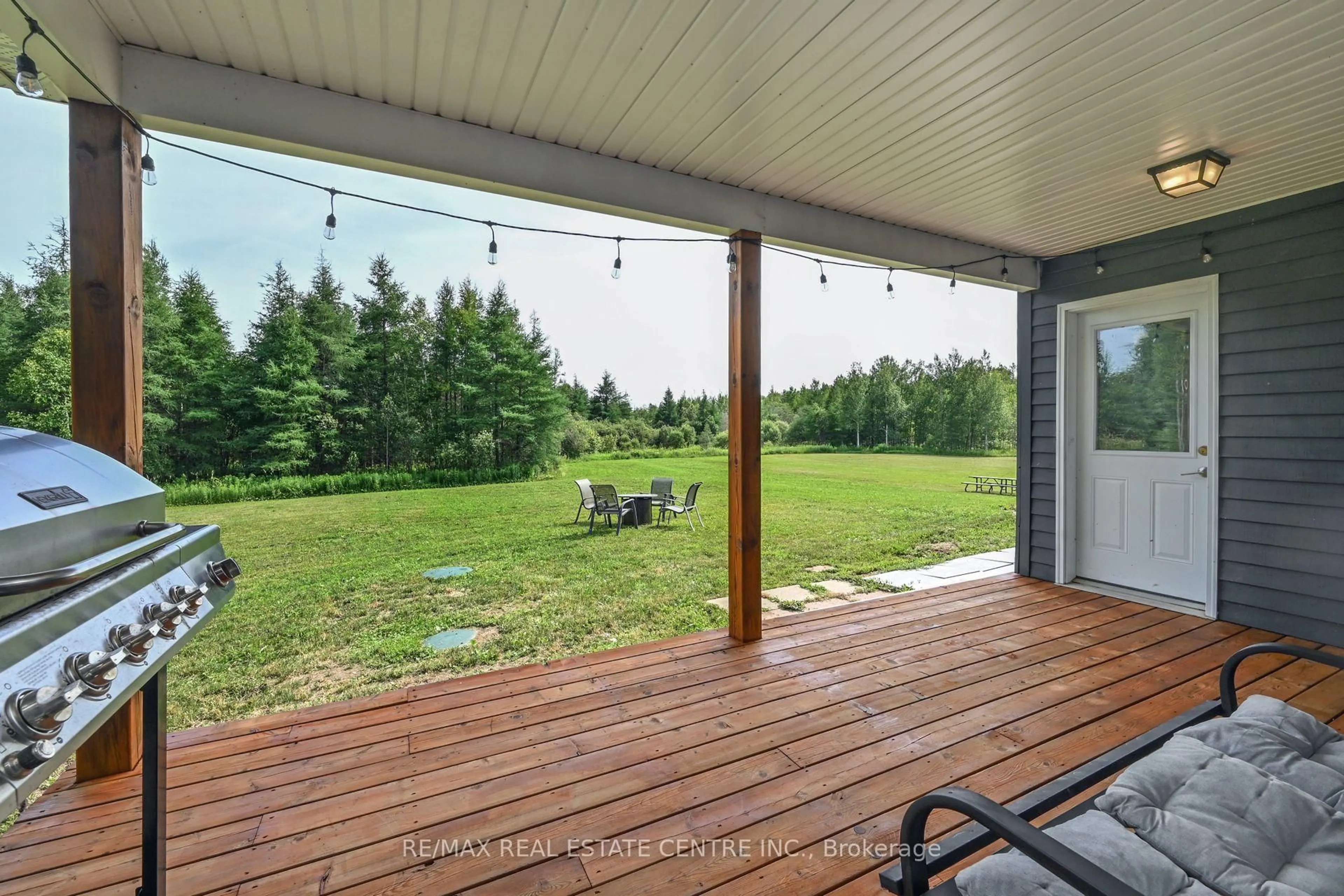 Patio, water/lake/river/ocean view for 375753 6th Line, Amaranth Ontario L9V 1K9