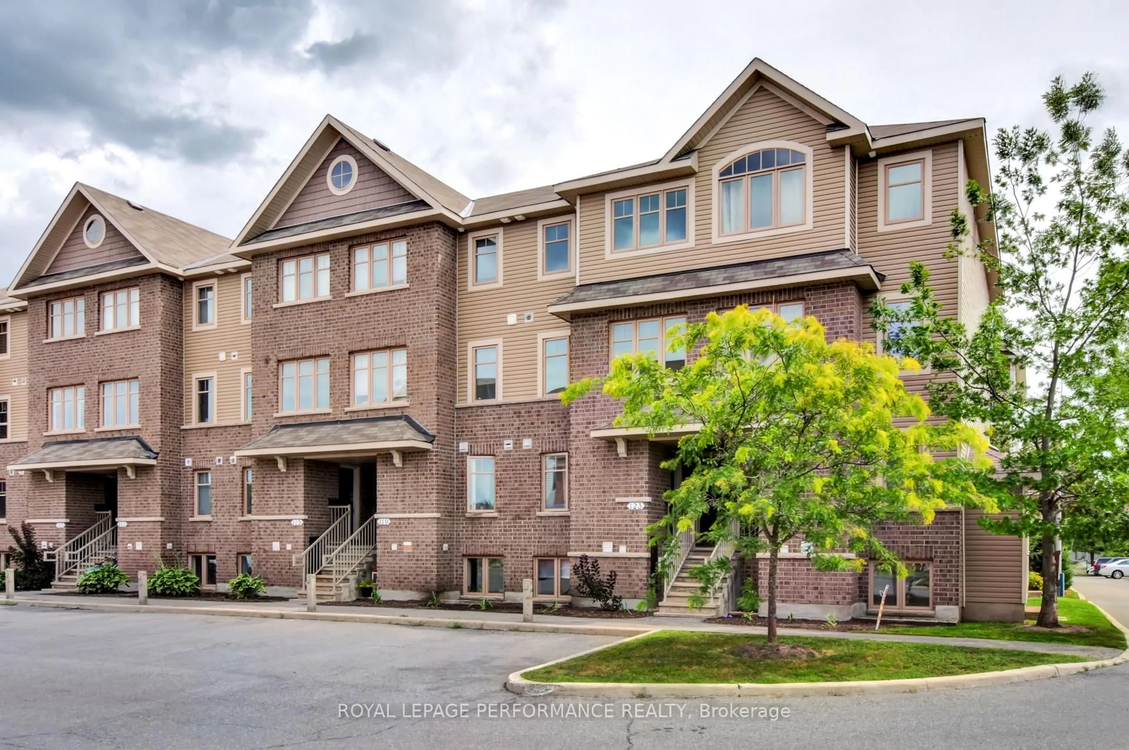 Unknown for 125 Windswept Private, Ottawa Ontario K1V 0Z4