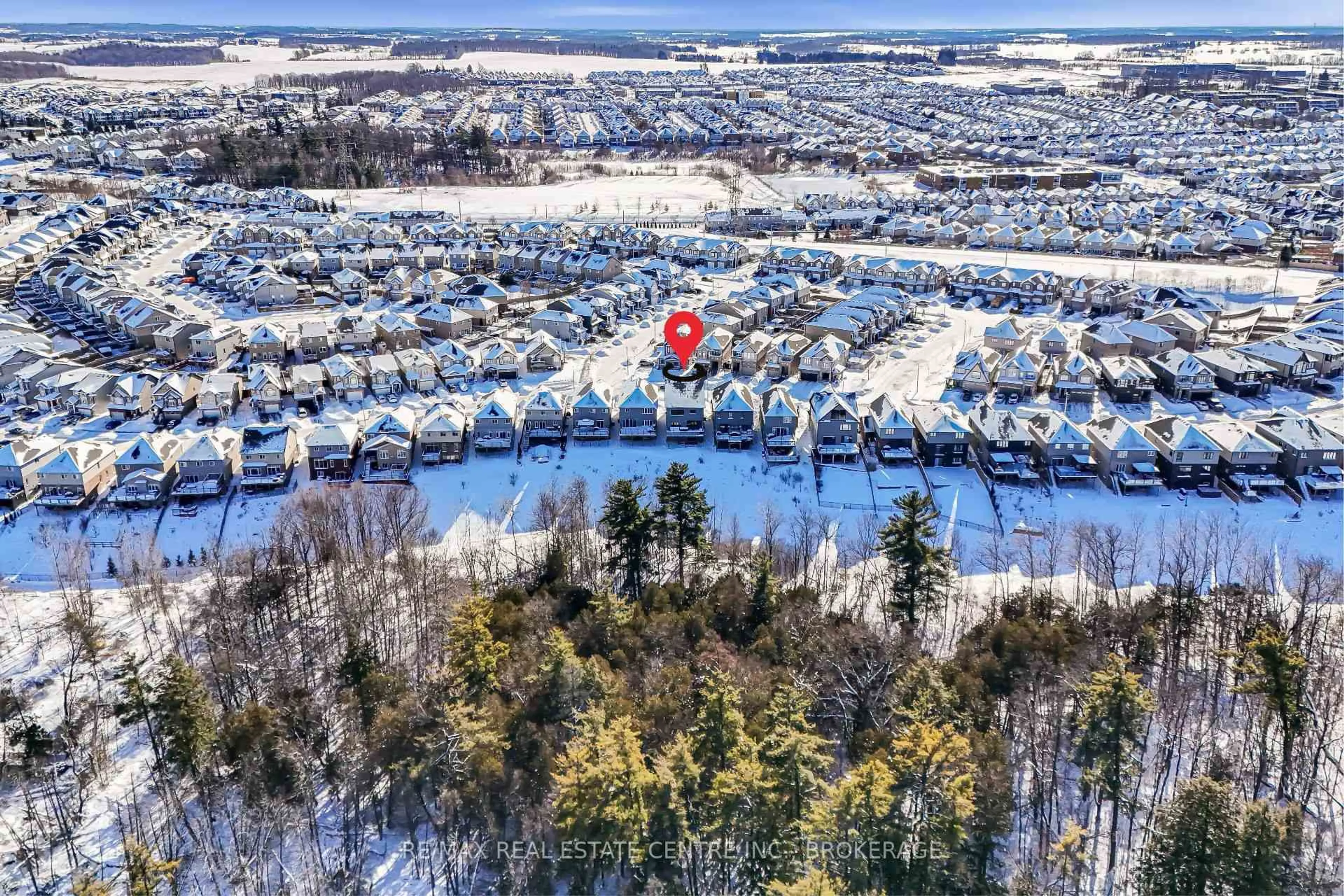 A pic from outside/outdoor area/front of a property/back of a property/a pic from drone, unknown for 357 Woodbine Ave, Kitchener Ontario N2R 0A9