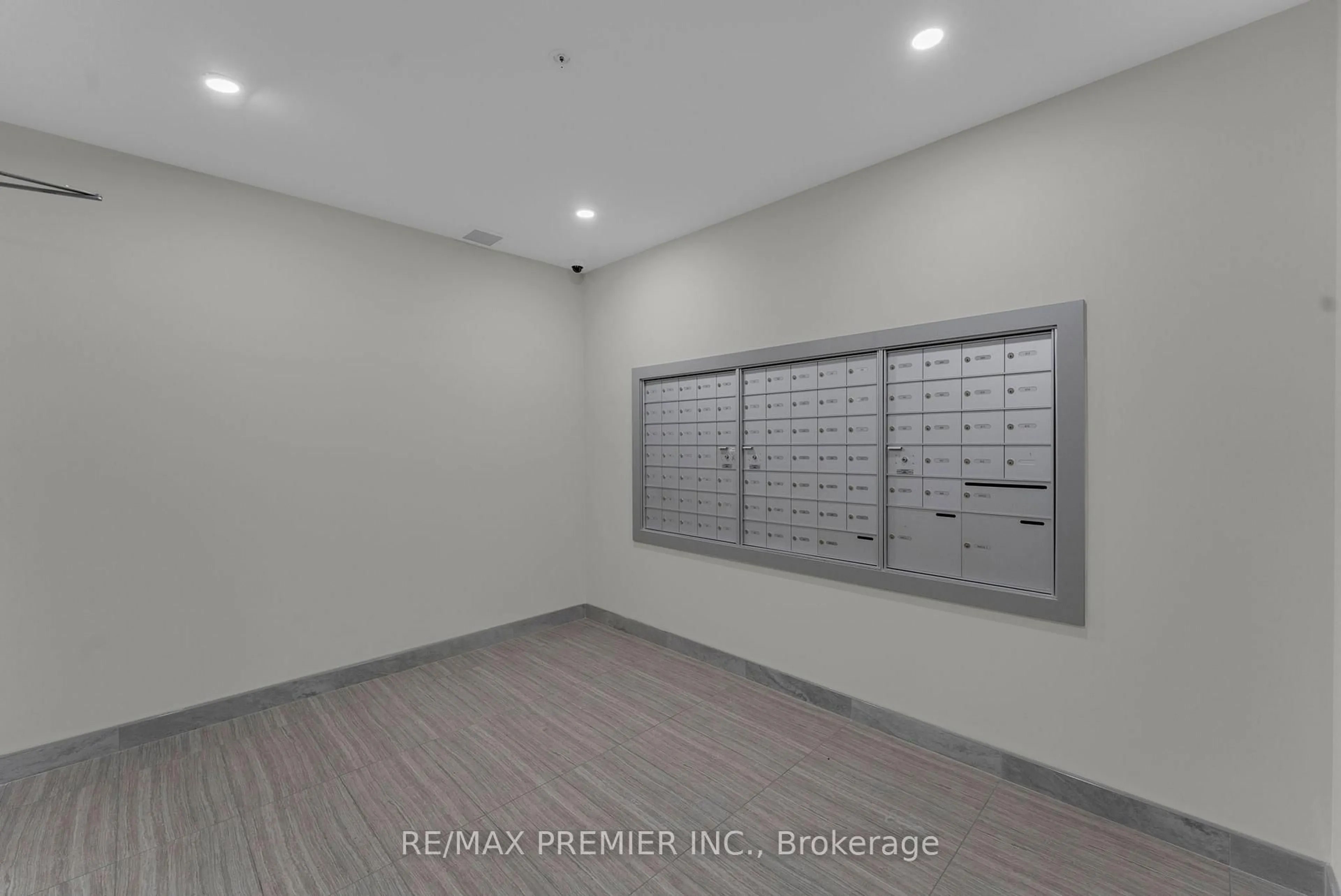 Unknown for 1000 Lackner Pl #215, Kitchener Ontario N2A 0L9