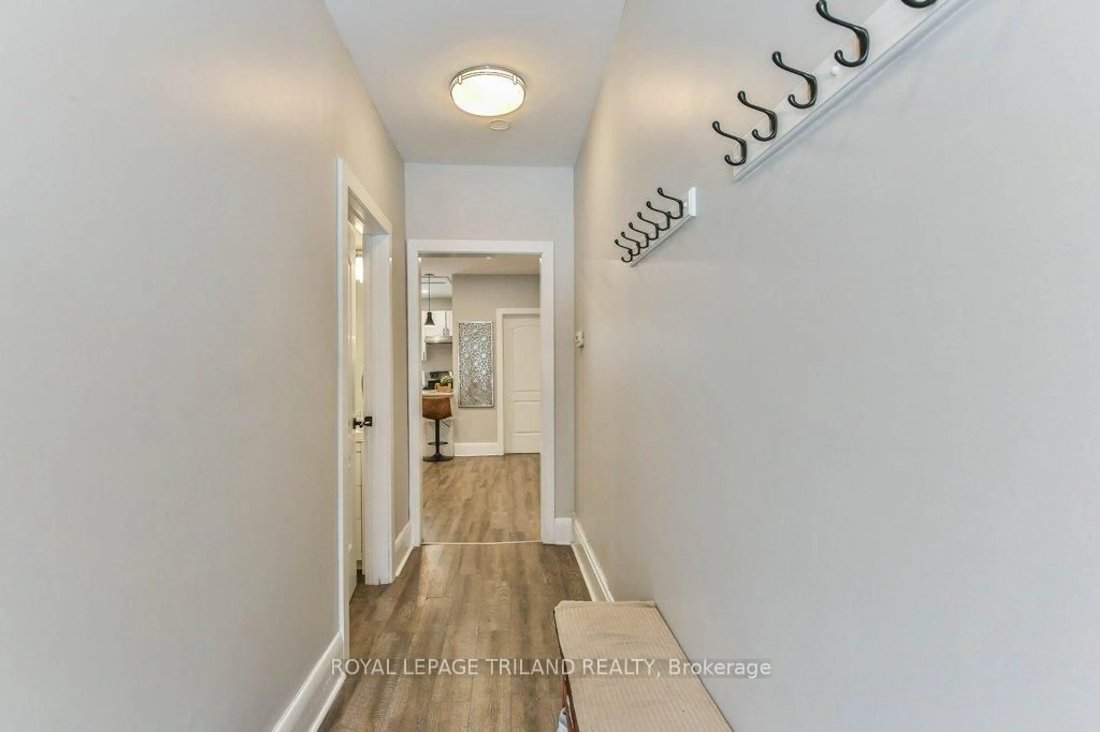 Indoor entryway for 56 Palmer St, London North Ontario N6H 1P7