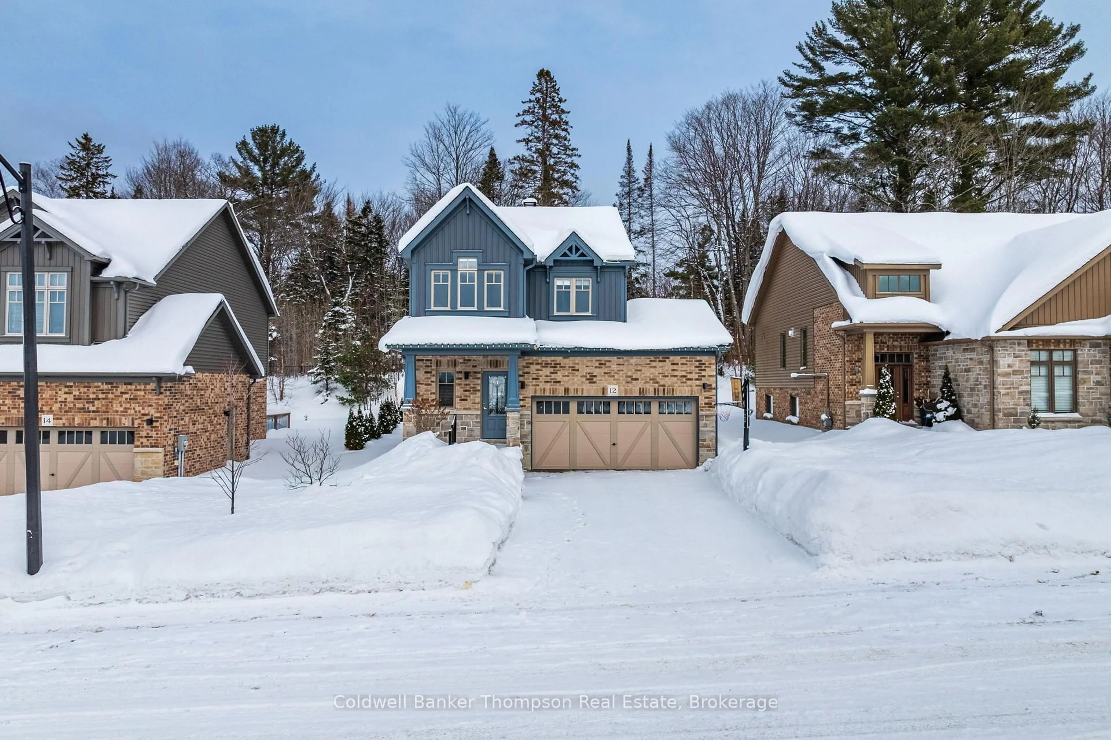 A pic from outside/outdoor area/front of a property/back of a property/a pic from drone, street for 12 Braeside Cres, Huntsville Ontario P1H 0C5