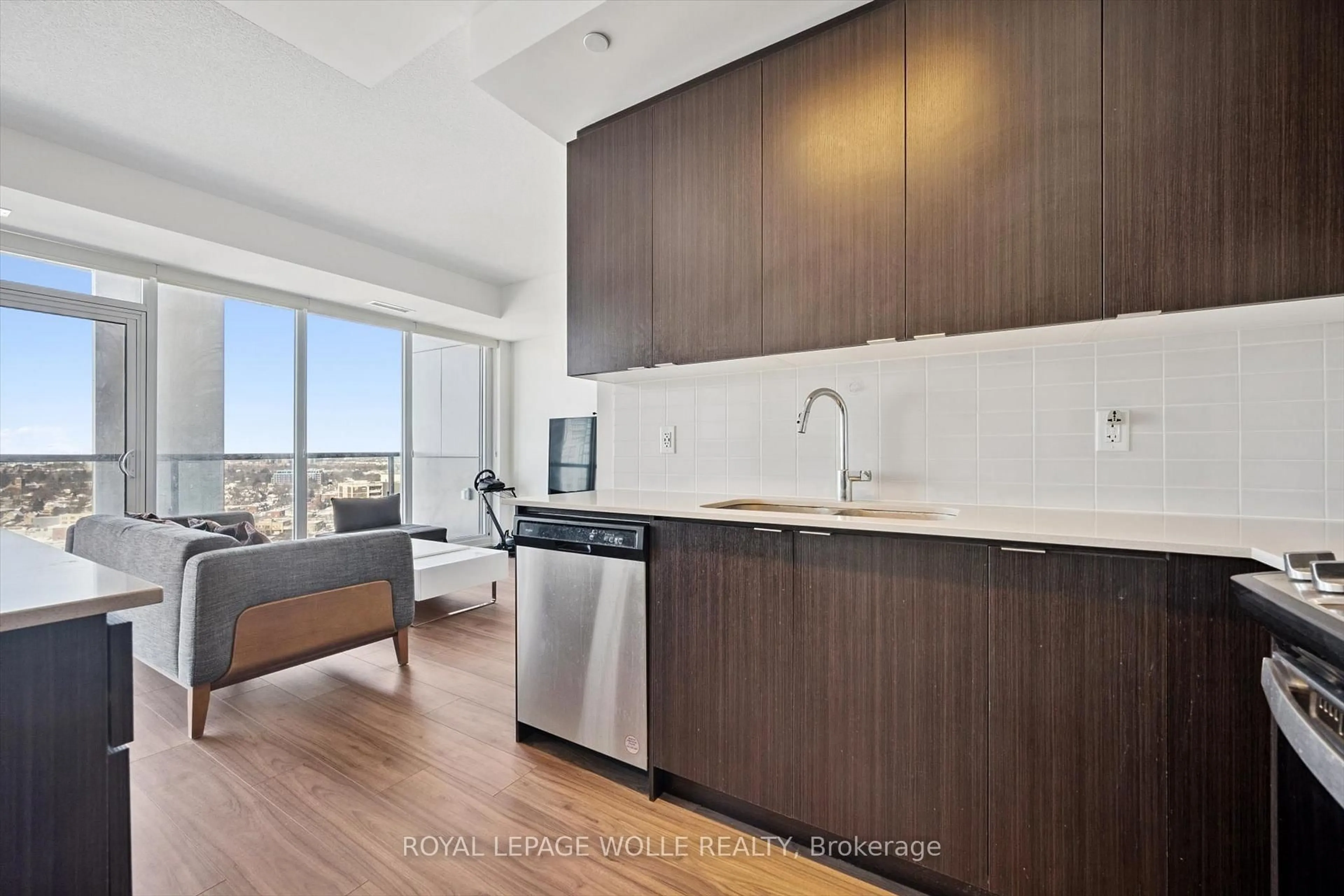 Unknown for 55 Duke St #1910, Kitchener Ontario N2H 0C9