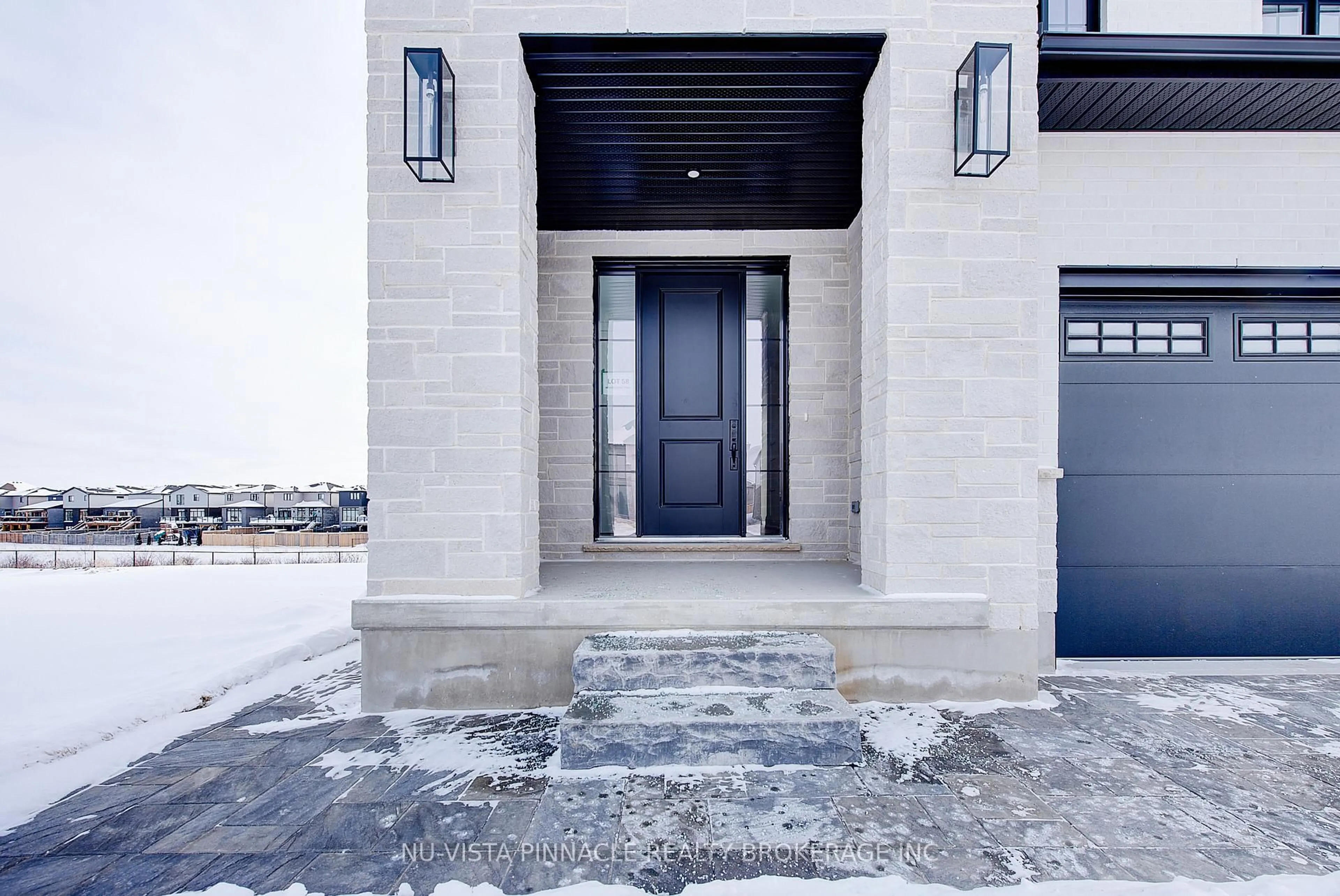 Indoor entryway for 2693 HEARDCREEK Tr, London North Ontario N6G 0Z8
