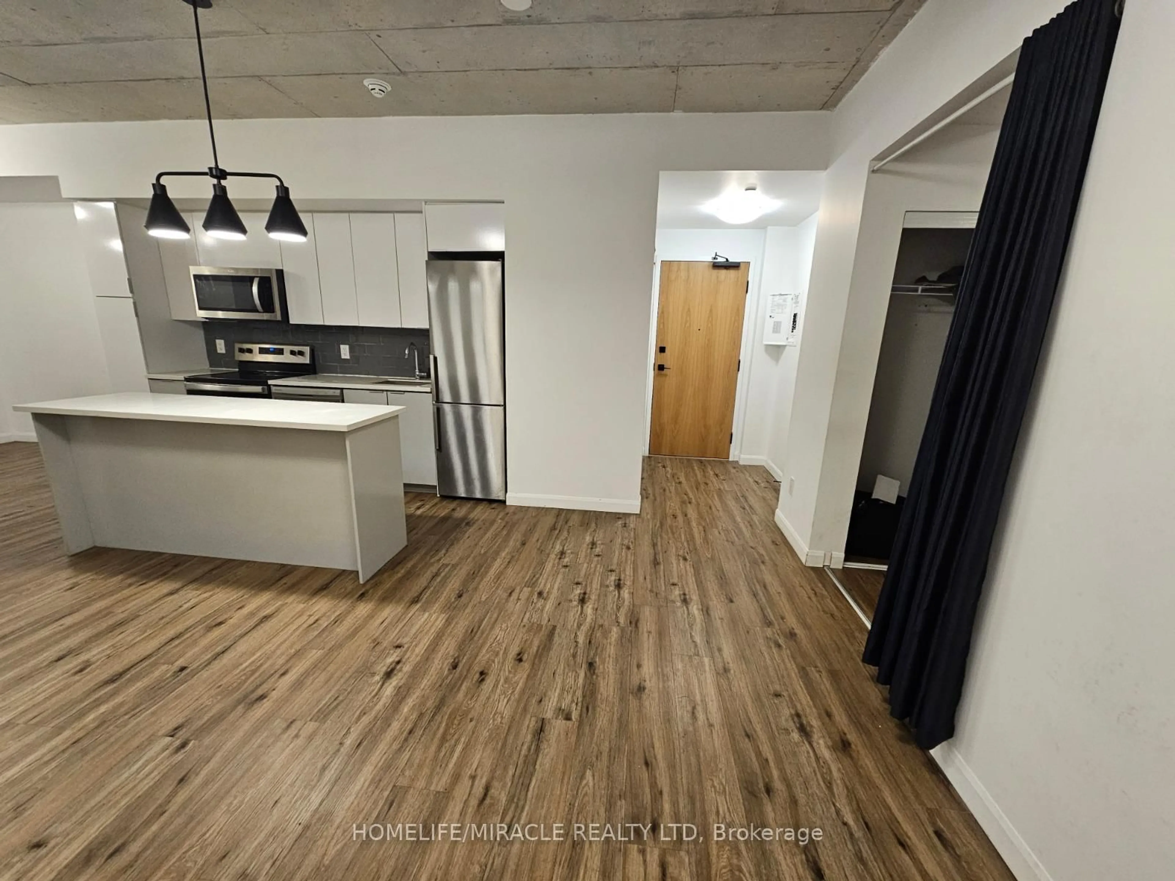 Unknown for 7 Erie Ave #712, Brantford Ontario N3S 2E7