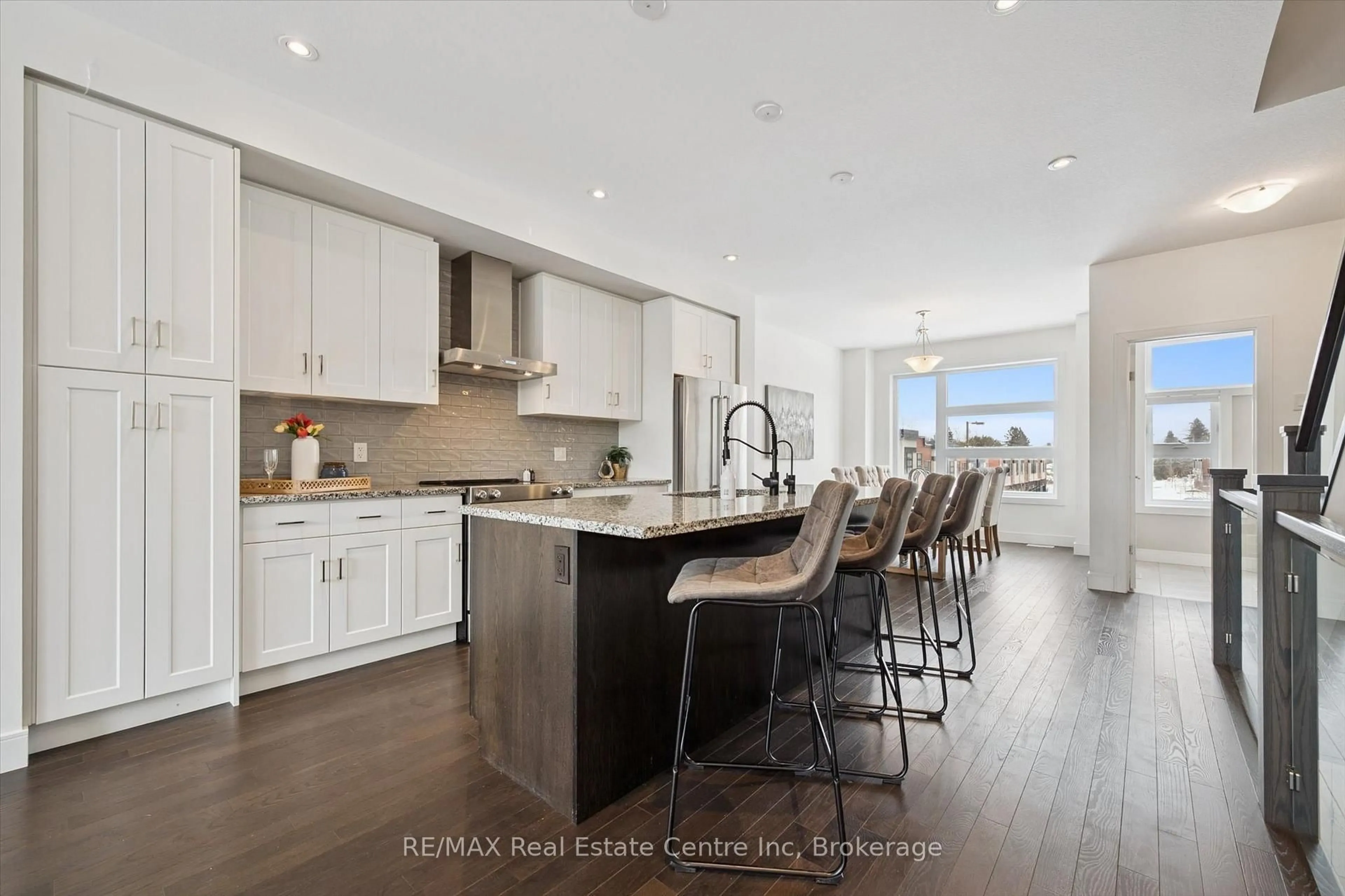 Open concept kitchen, unknown for 60 Arkell Rd #71, Guelph Ontario N1L 0N8