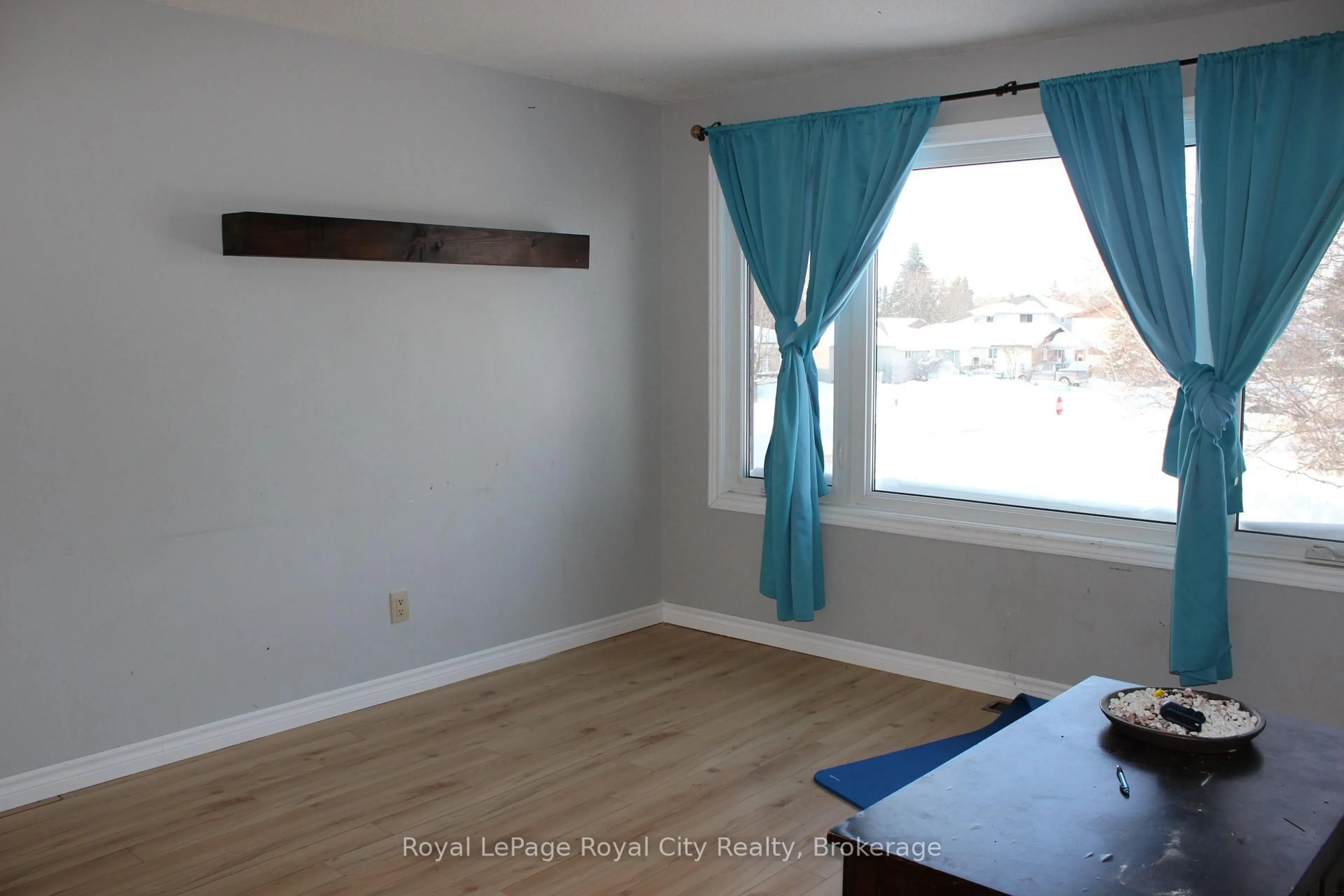 A pic of a room for 30 Eastview Dr, Wellington North Ontario N0G 1A0