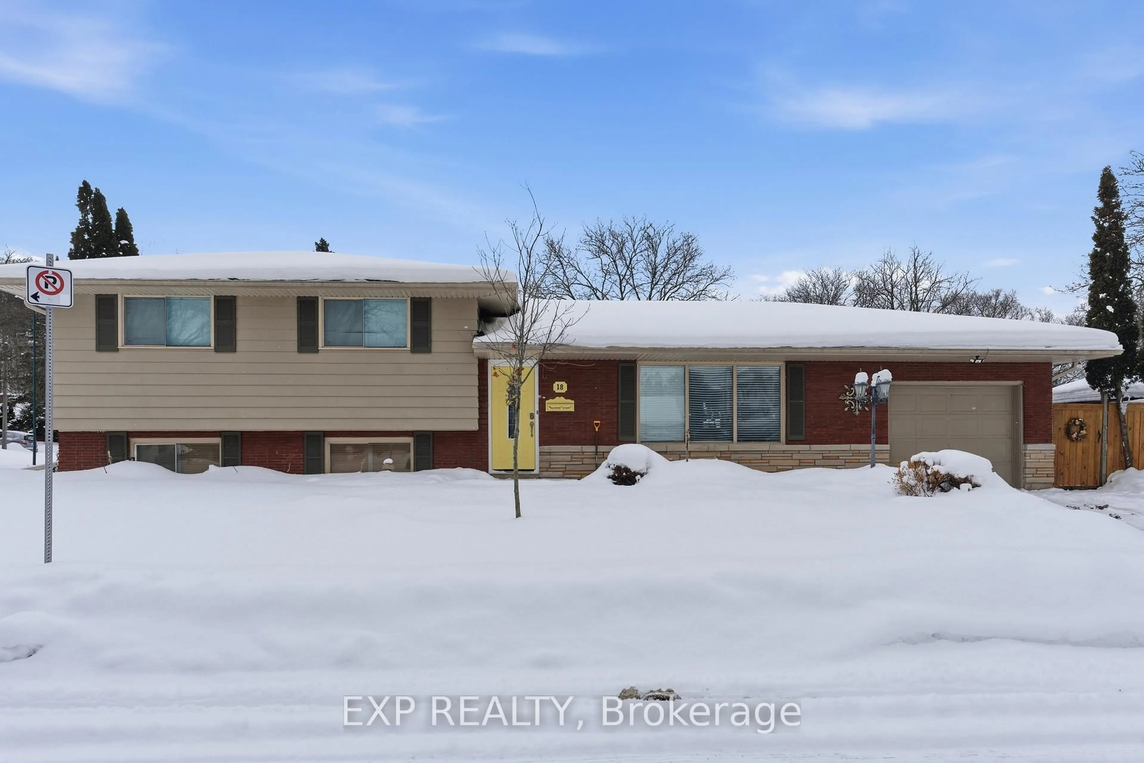 Unknown for 18 Queens Crt, St. Catharines Ontario L2T 2A9