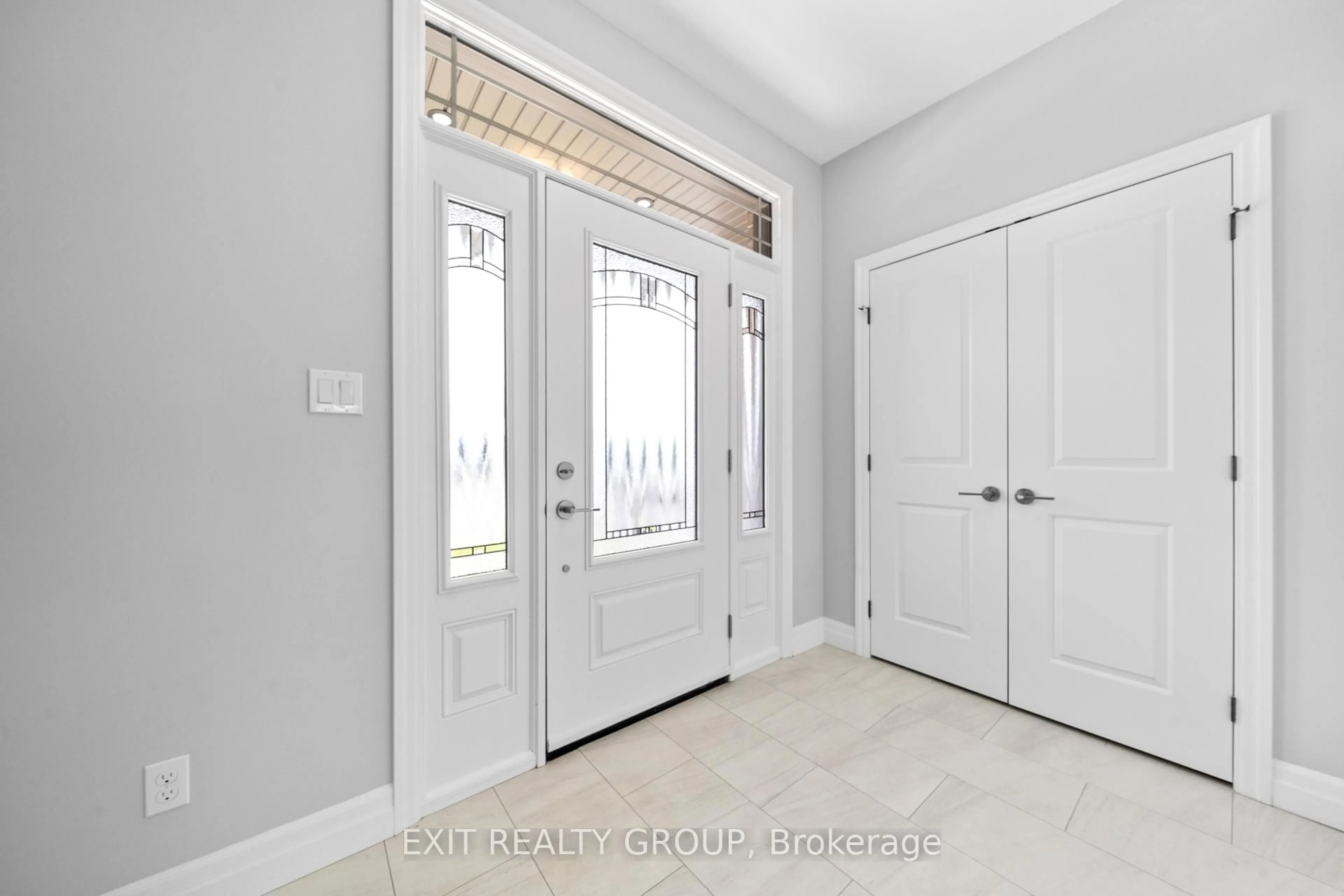 Indoor entryway for 99 Wims Way, Belleville Ontario K8N 0H7
