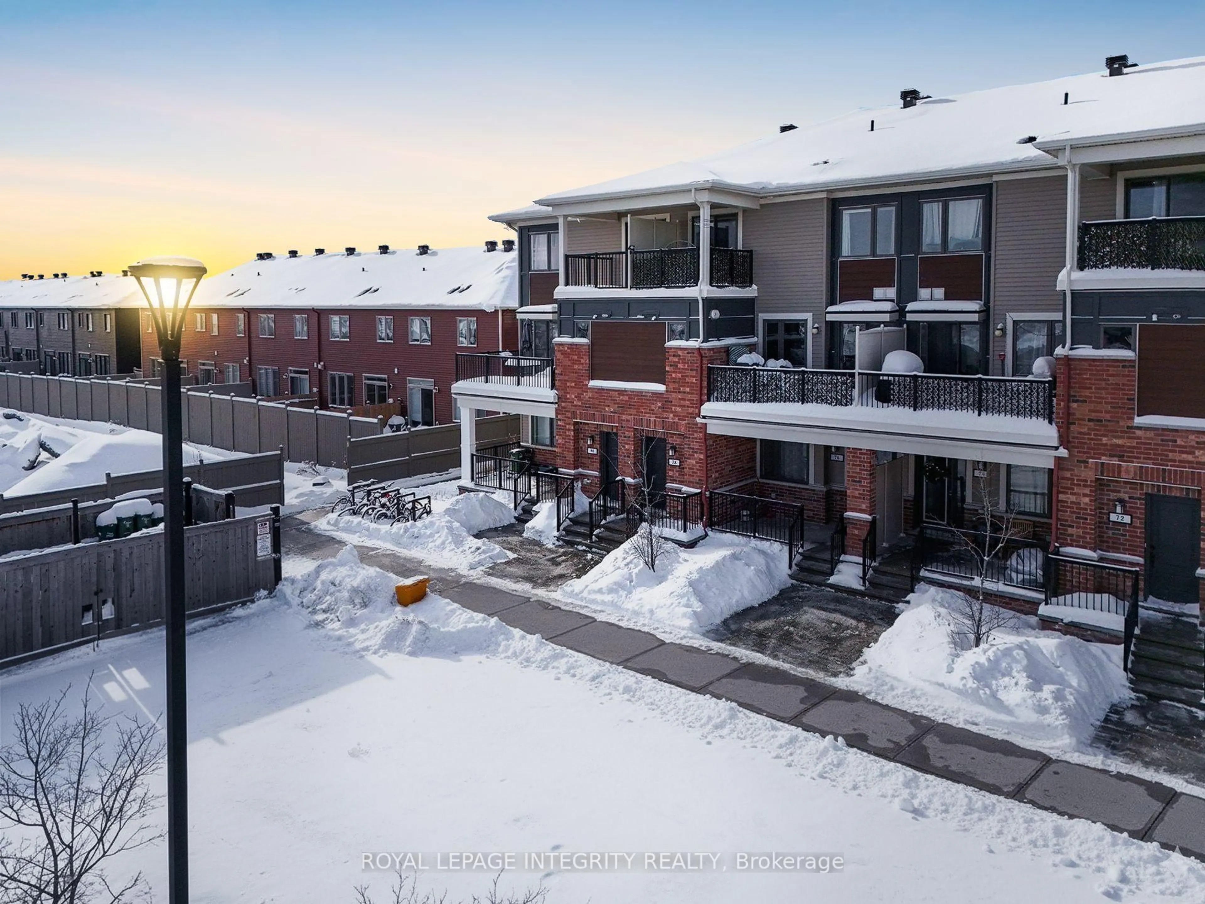 A pic from outside/outdoor area/front of a property/back of a property/a pic from drone, unknown for 78 Lyrid Private, Ottawa Ontario K2J 6N3