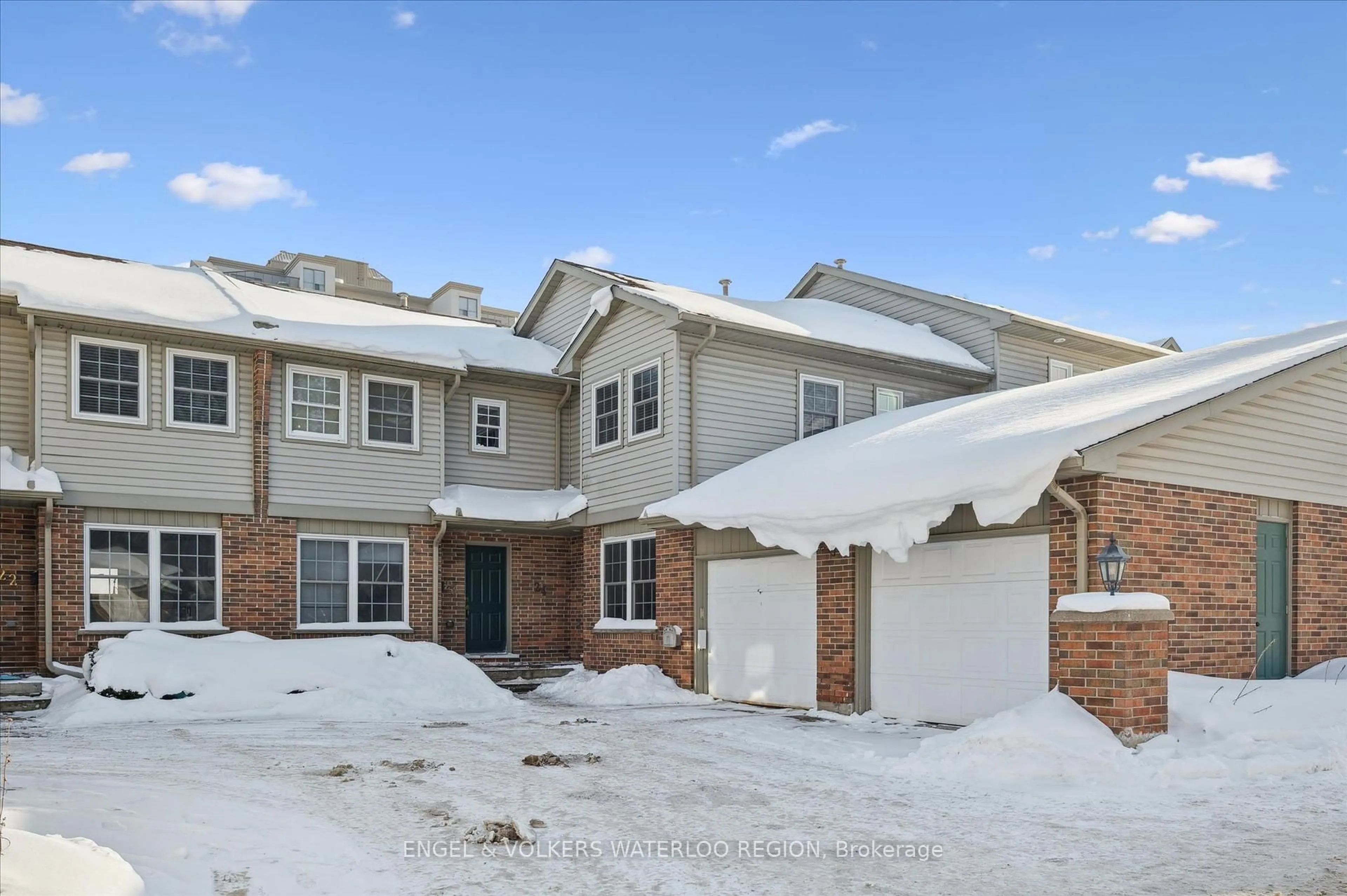 Home with brick exterior material, street for 250 Keats Way #24, Waterloo Ontario N2L 6J5
