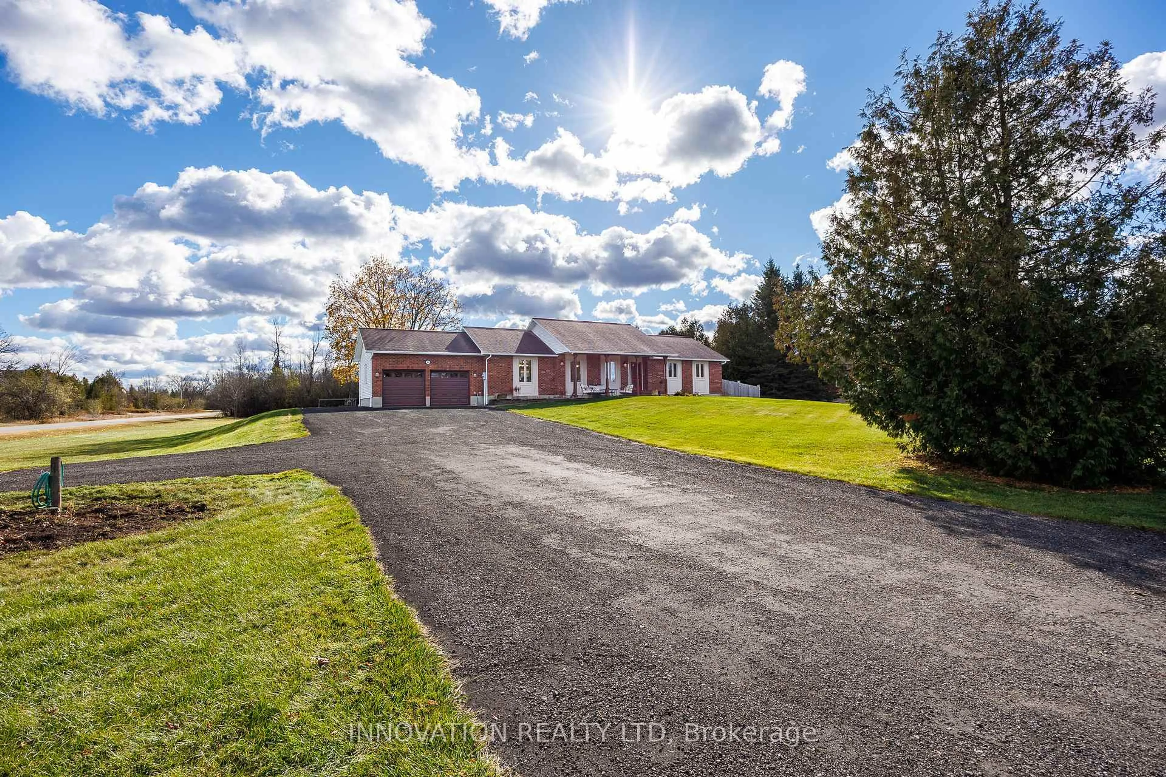 A pic from outside/outdoor area/front of a property/back of a property/a pic from drone, unknown for 201 Greystone Cres, Almonte Ontario K0A 1A0
